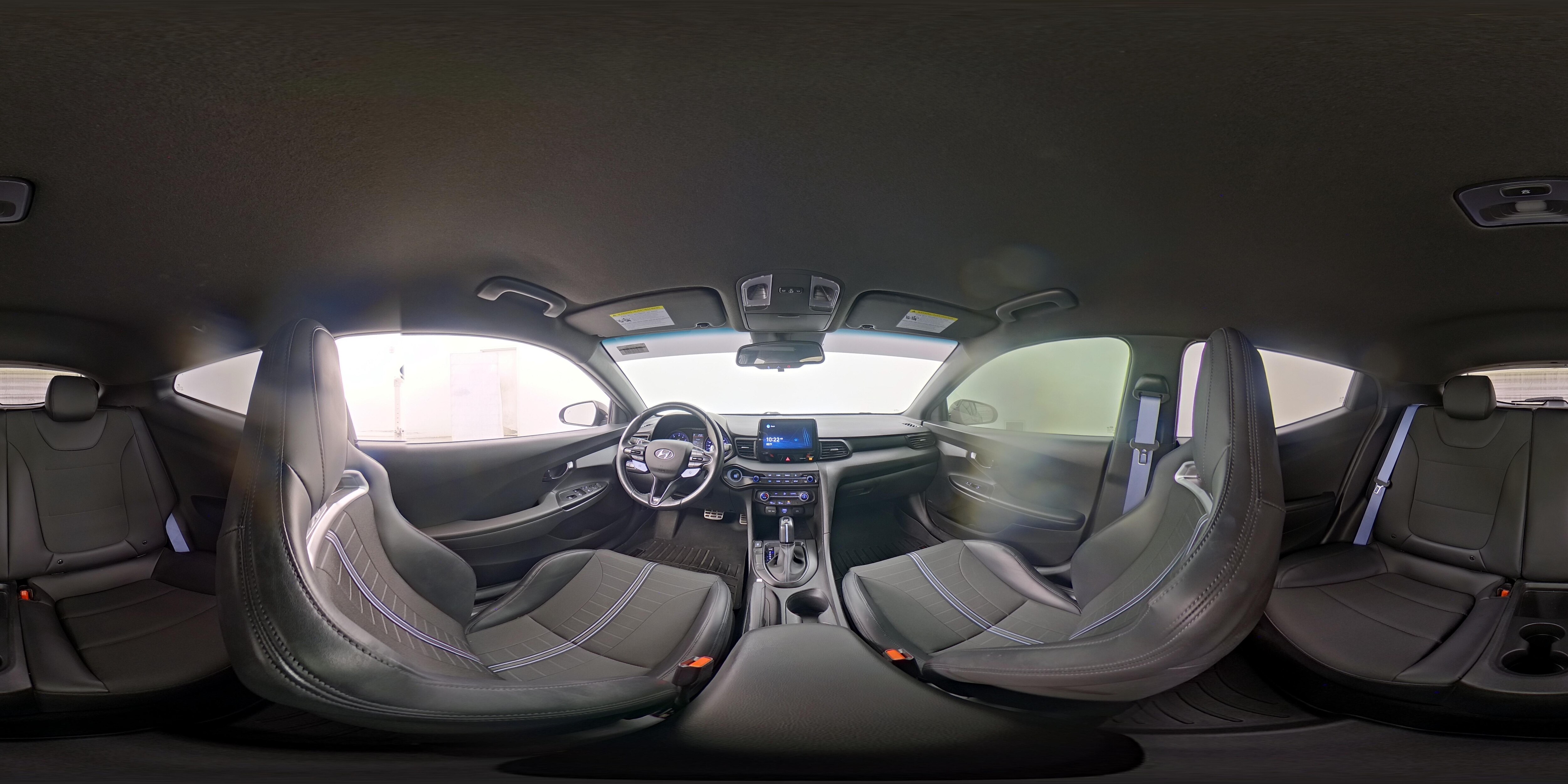 2021 Hyundai Veloster N - Photo 25