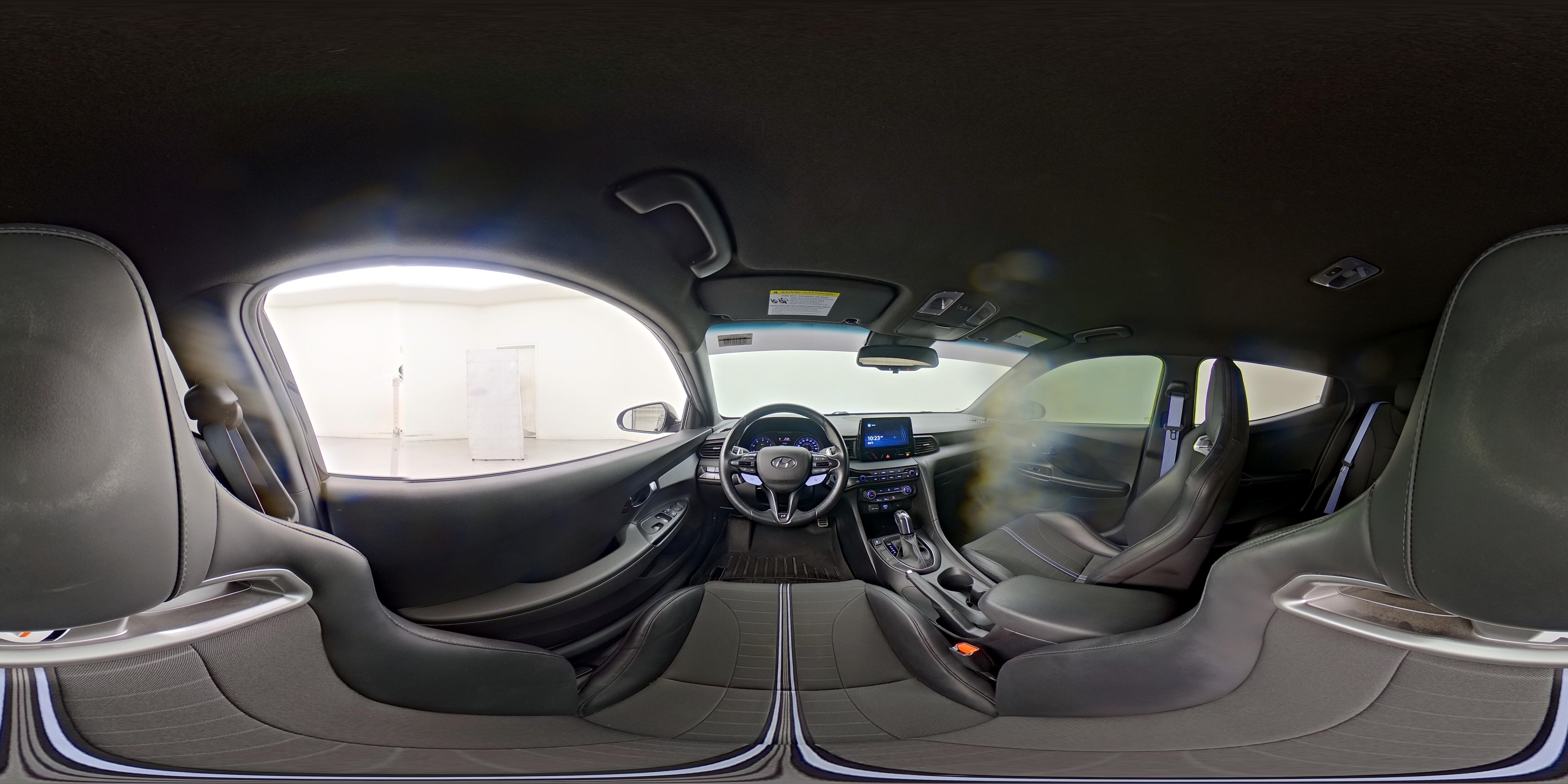 2021 Hyundai Veloster N - Photo 27