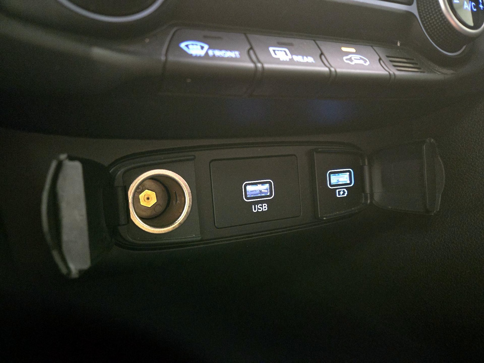2021 Hyundai Veloster N - Photo 20