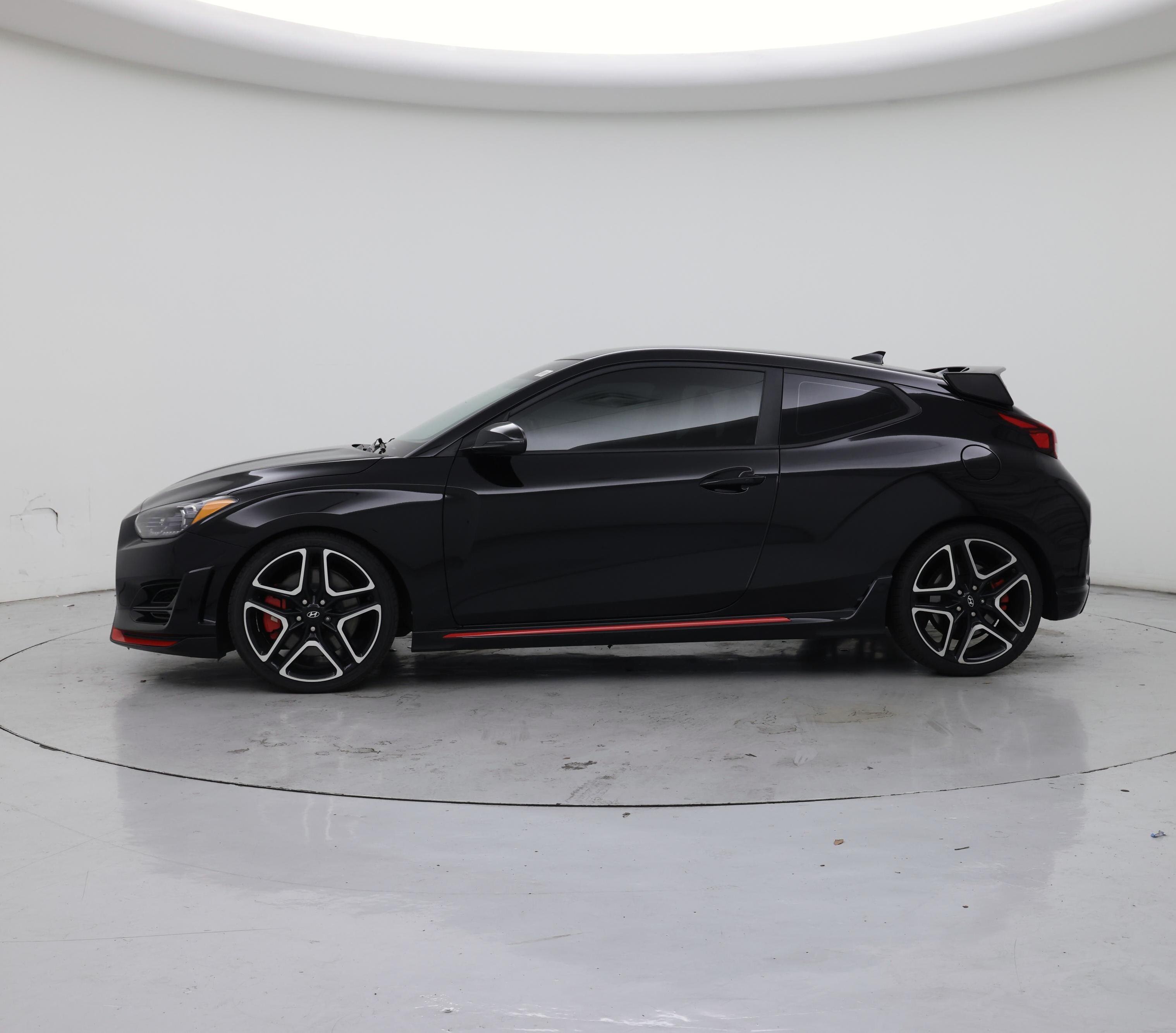 Thumbnail: 2021 Hyundai Veloster - 3
