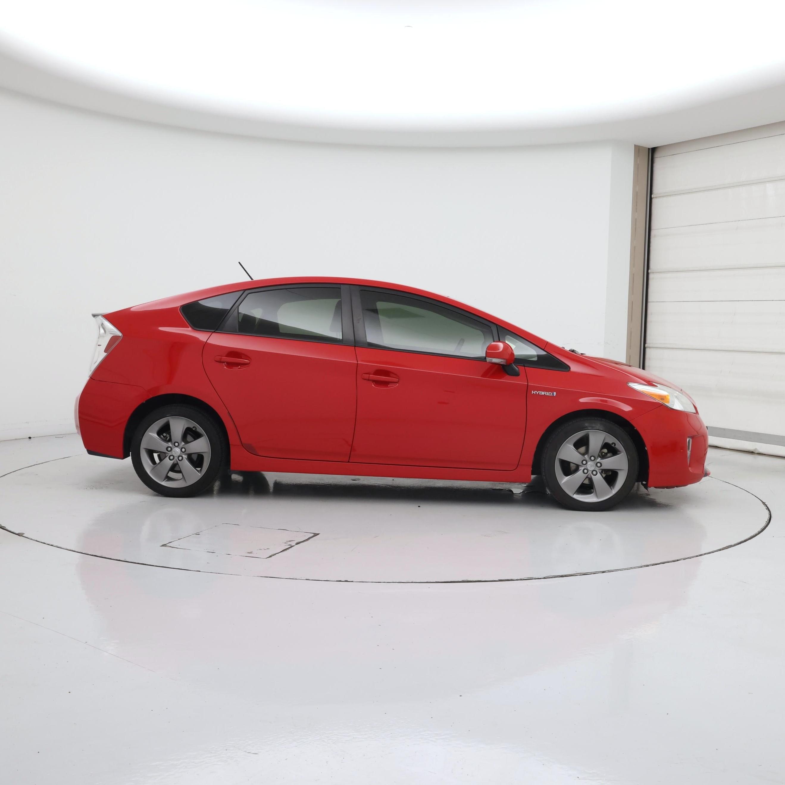 Thumbnail: 2015 Toyota Prius - 7
