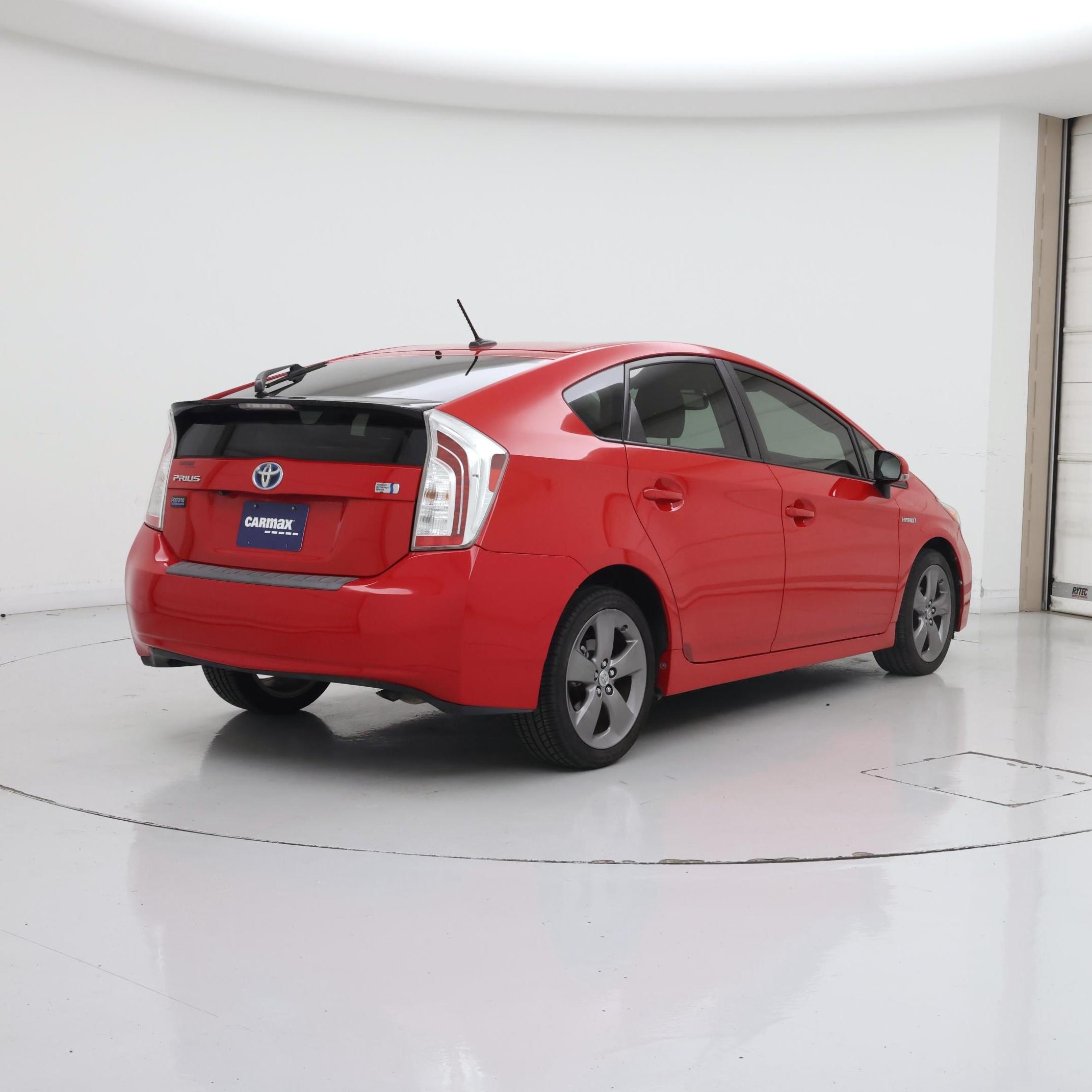 Thumbnail: 2015 Toyota Prius - 8