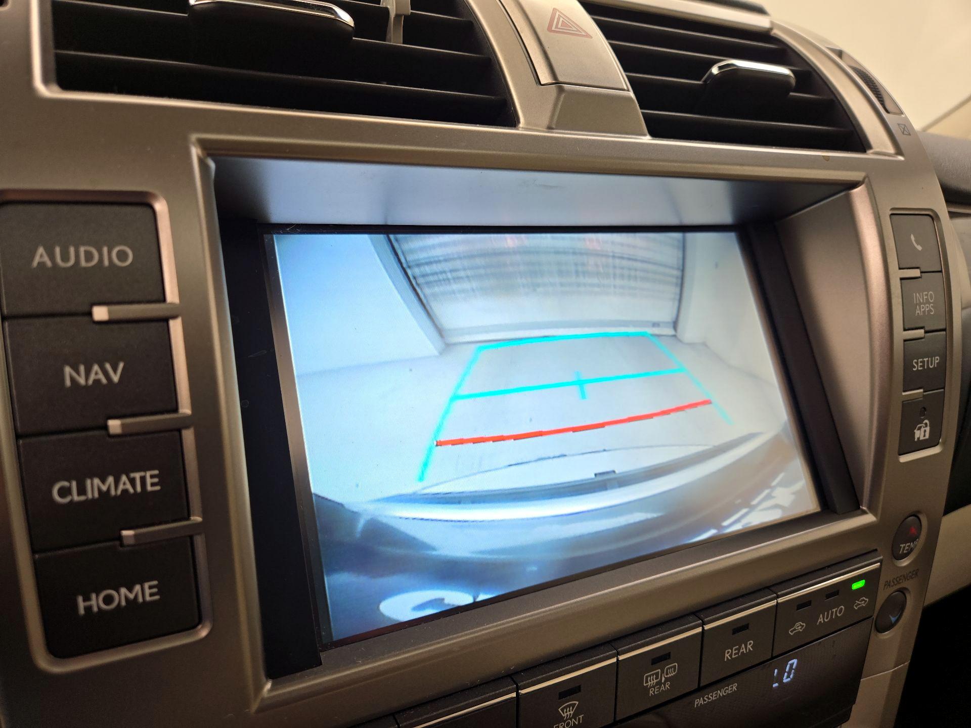 Thumbnail: 2021 Lexus GX - 15