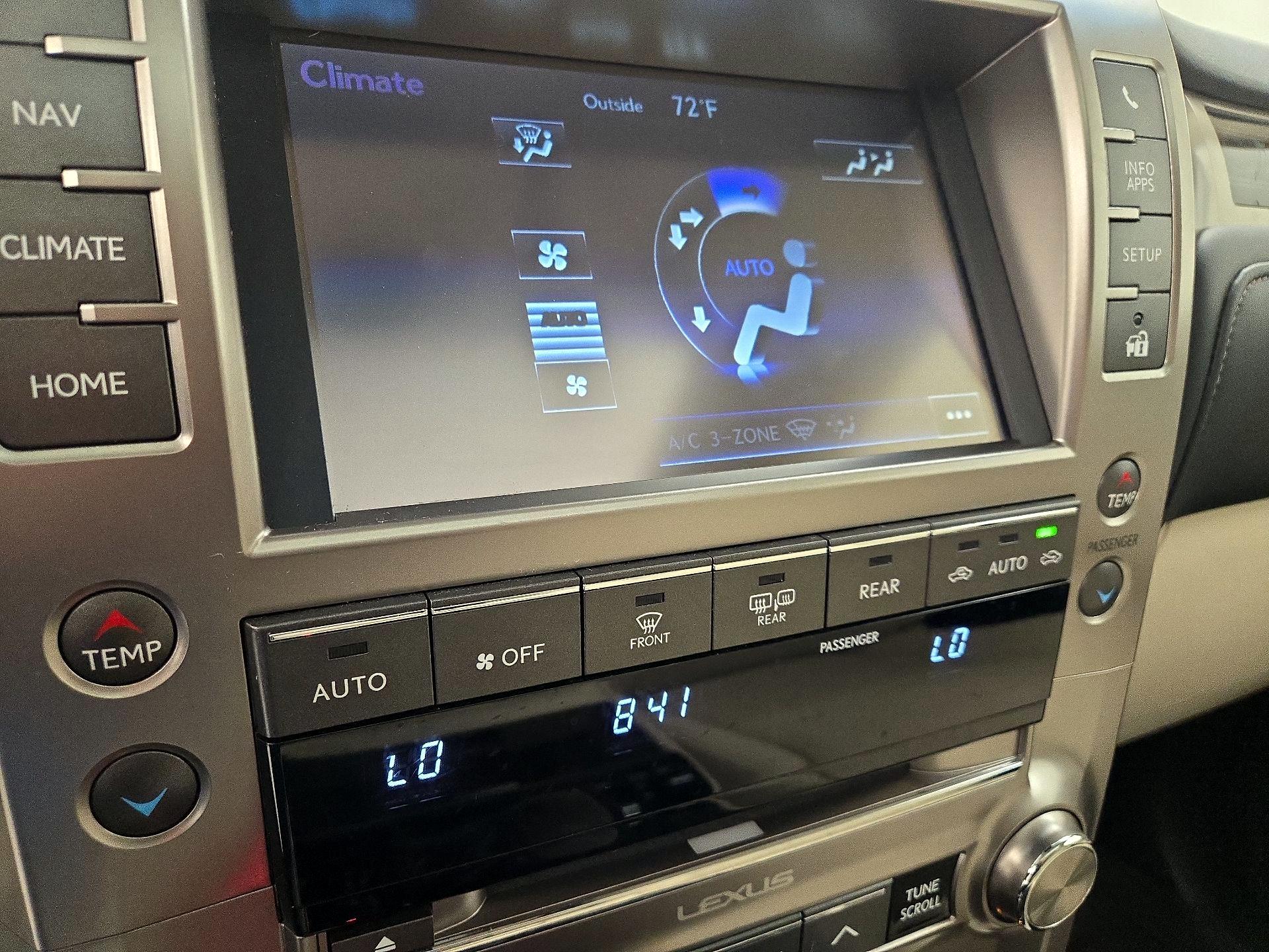 Thumbnail: 2021 Lexus GX - 17