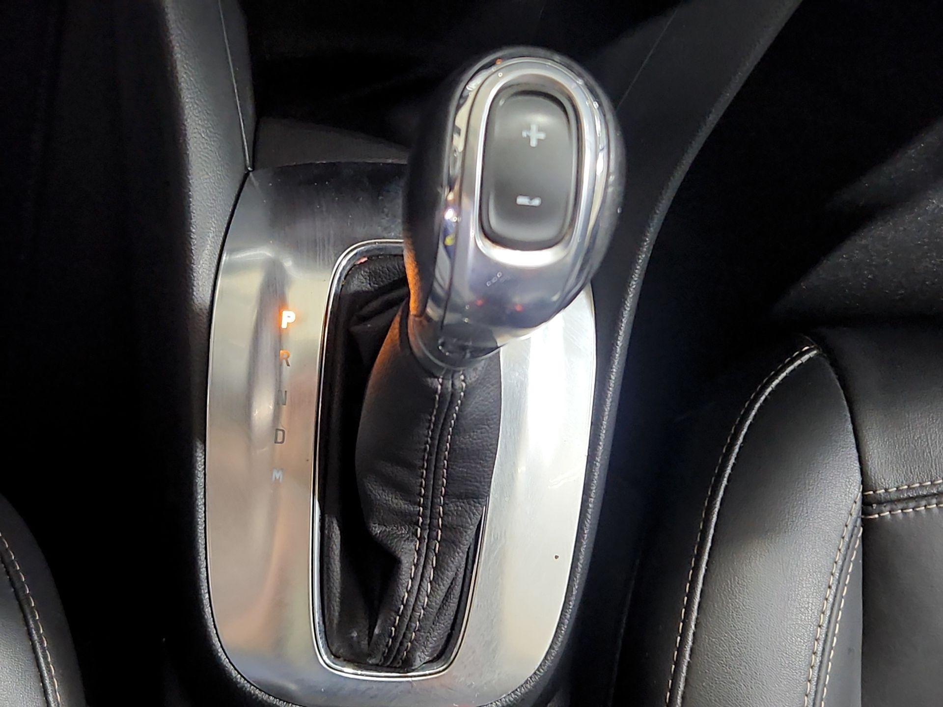 Thumbnail: 2015 Buick Encore - 17