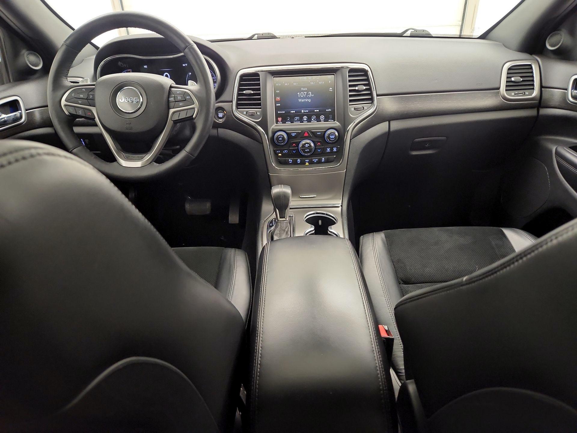 Thumbnail: 2017 Jeep Grand Cherokee - 9
