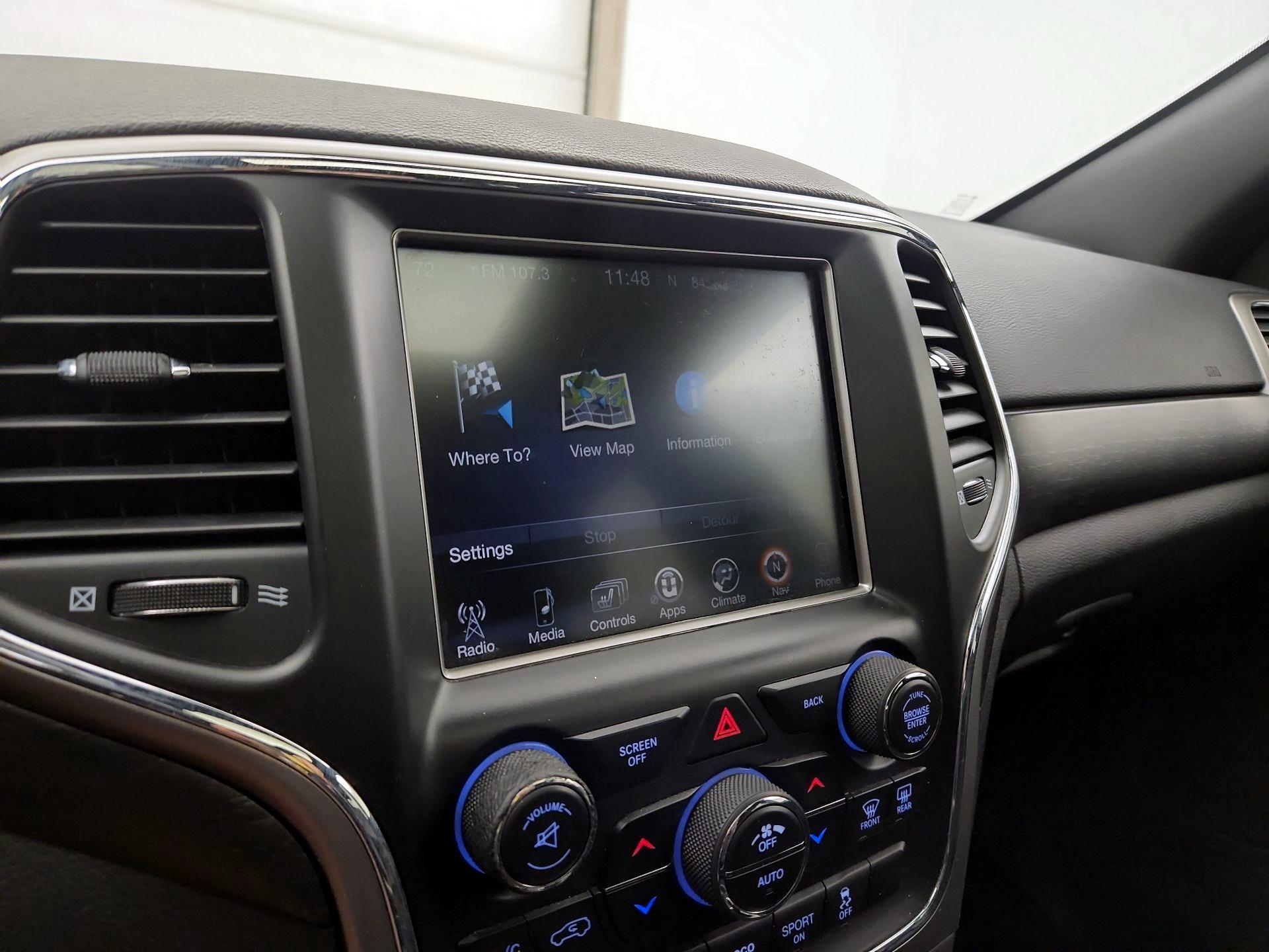 Thumbnail: 2017 Jeep Grand Cherokee - 14