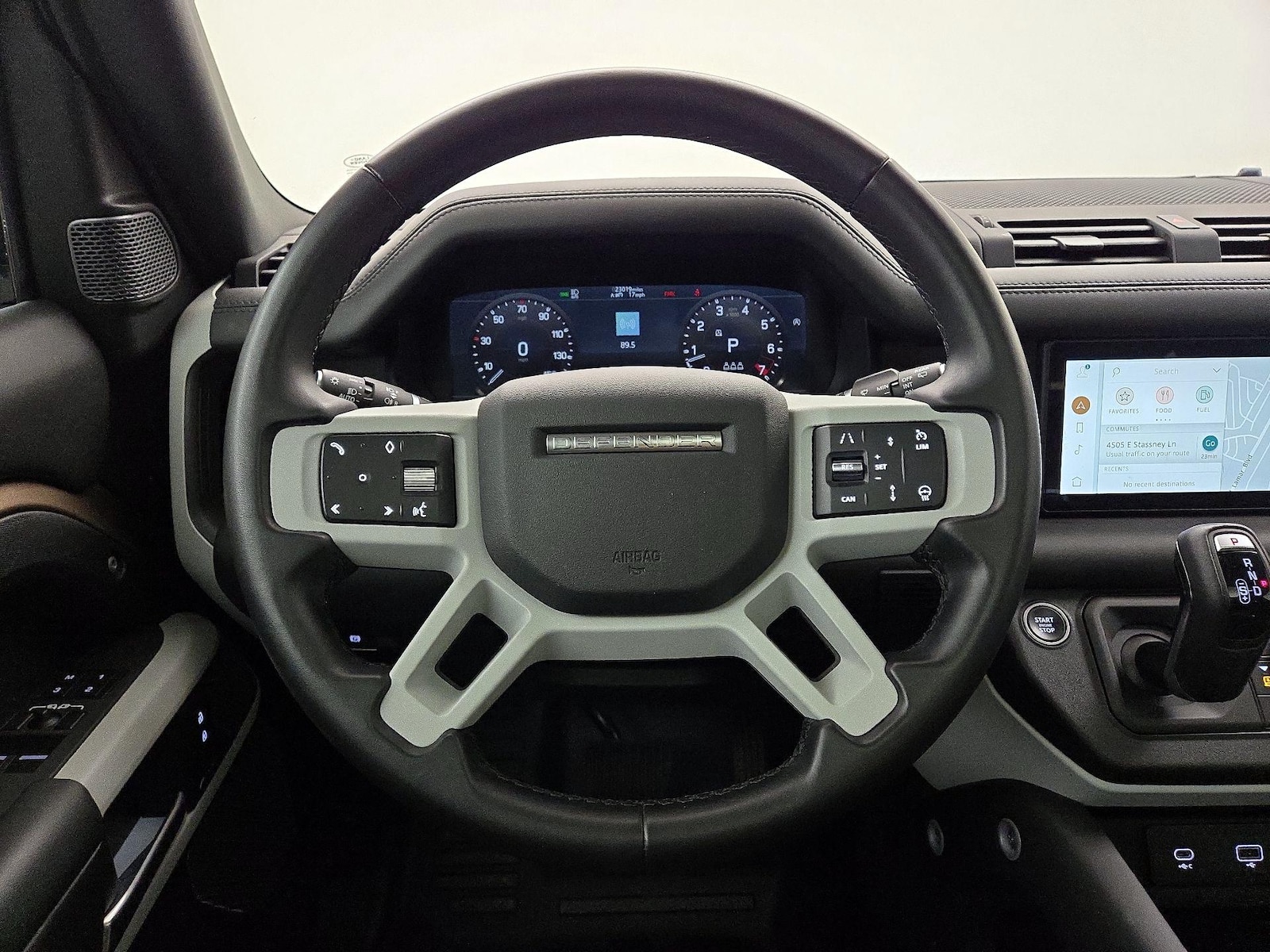 2023 Land Rover Defender S - Photo 11