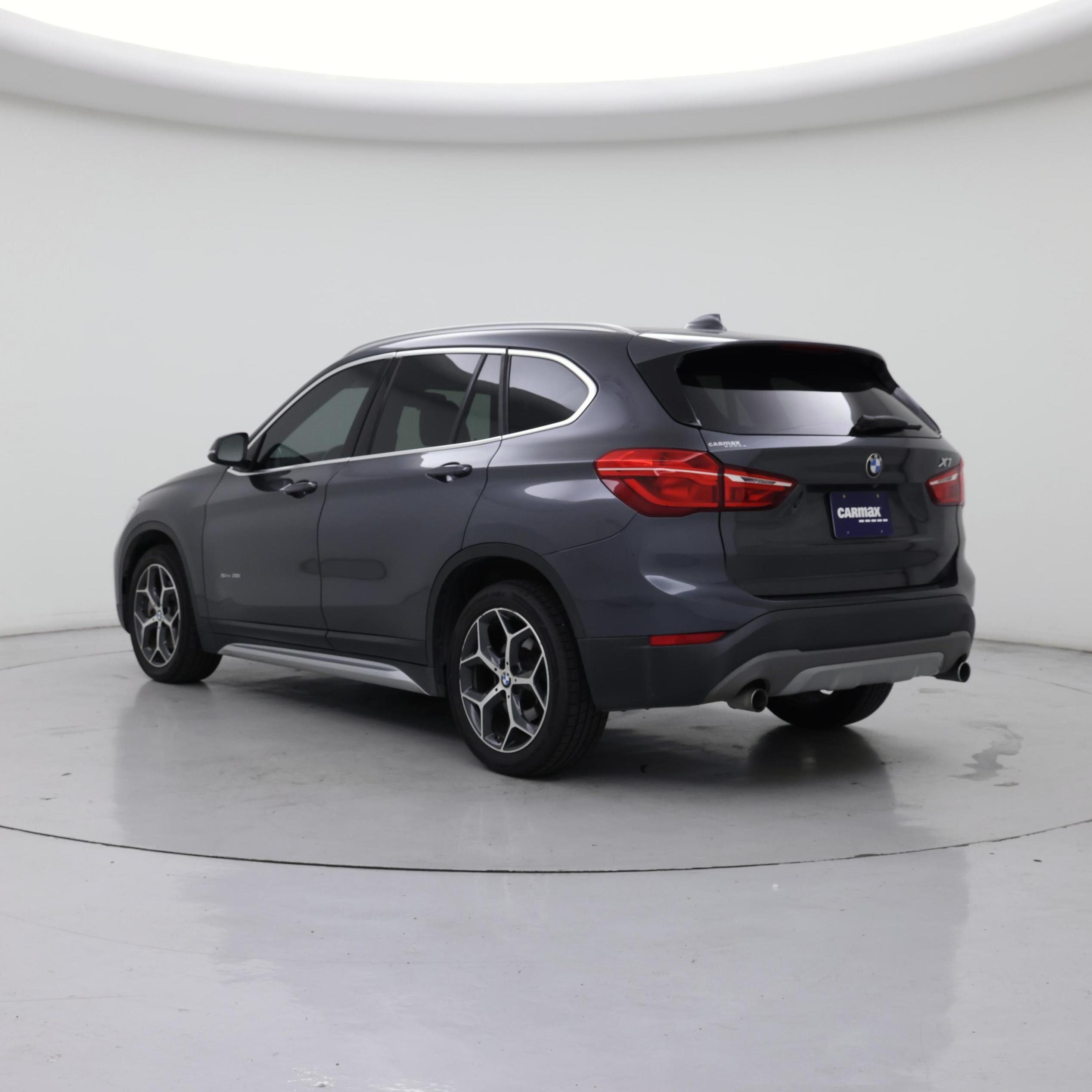Thumbnail: 2018 BMW X1 - 2