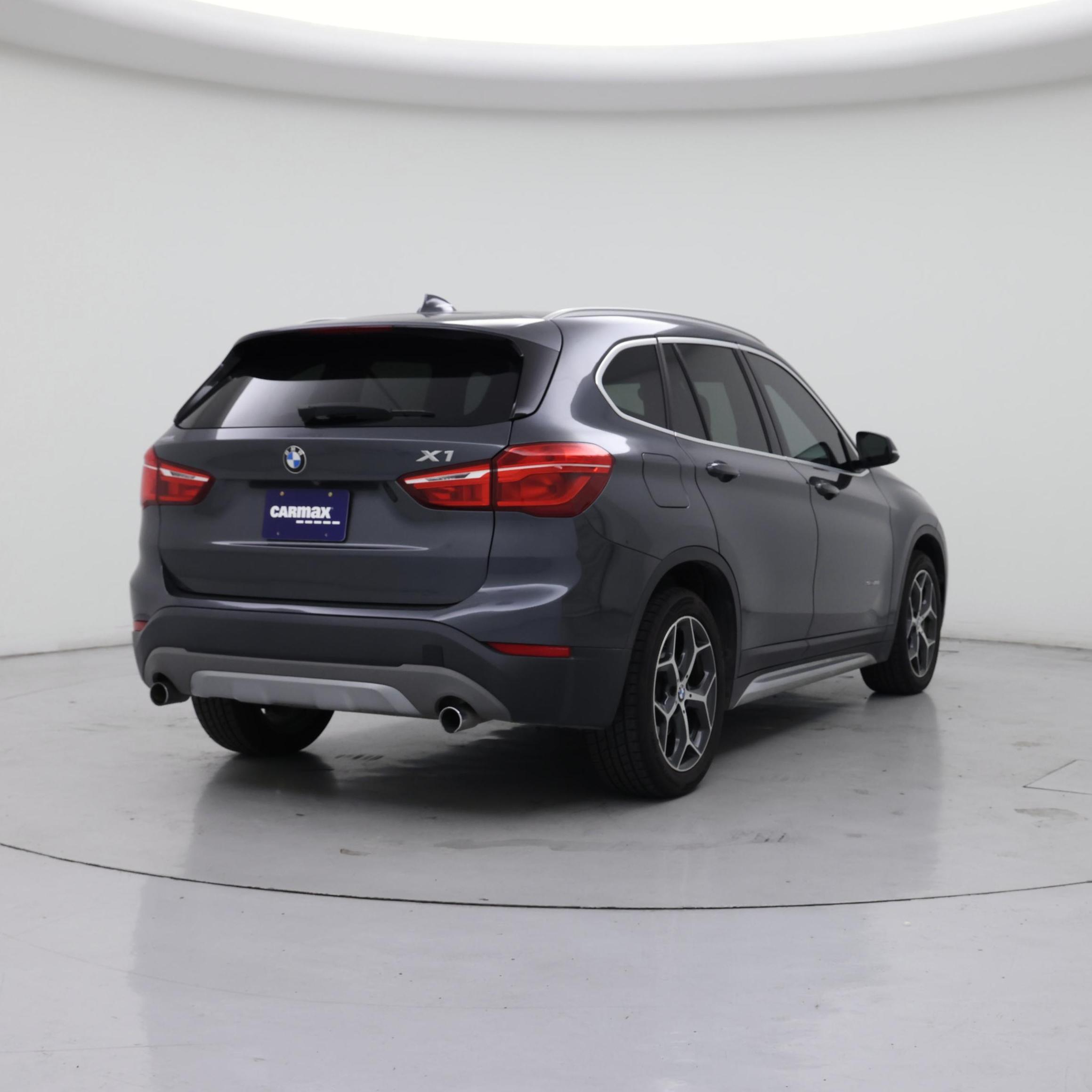 Thumbnail: 2018 BMW X1 - 8