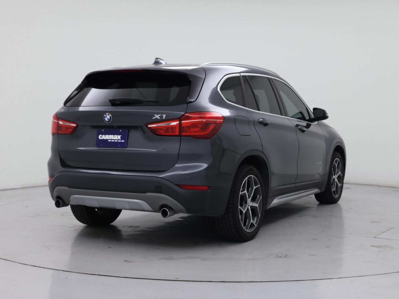 2018 BMW X1 28i - Photo 9