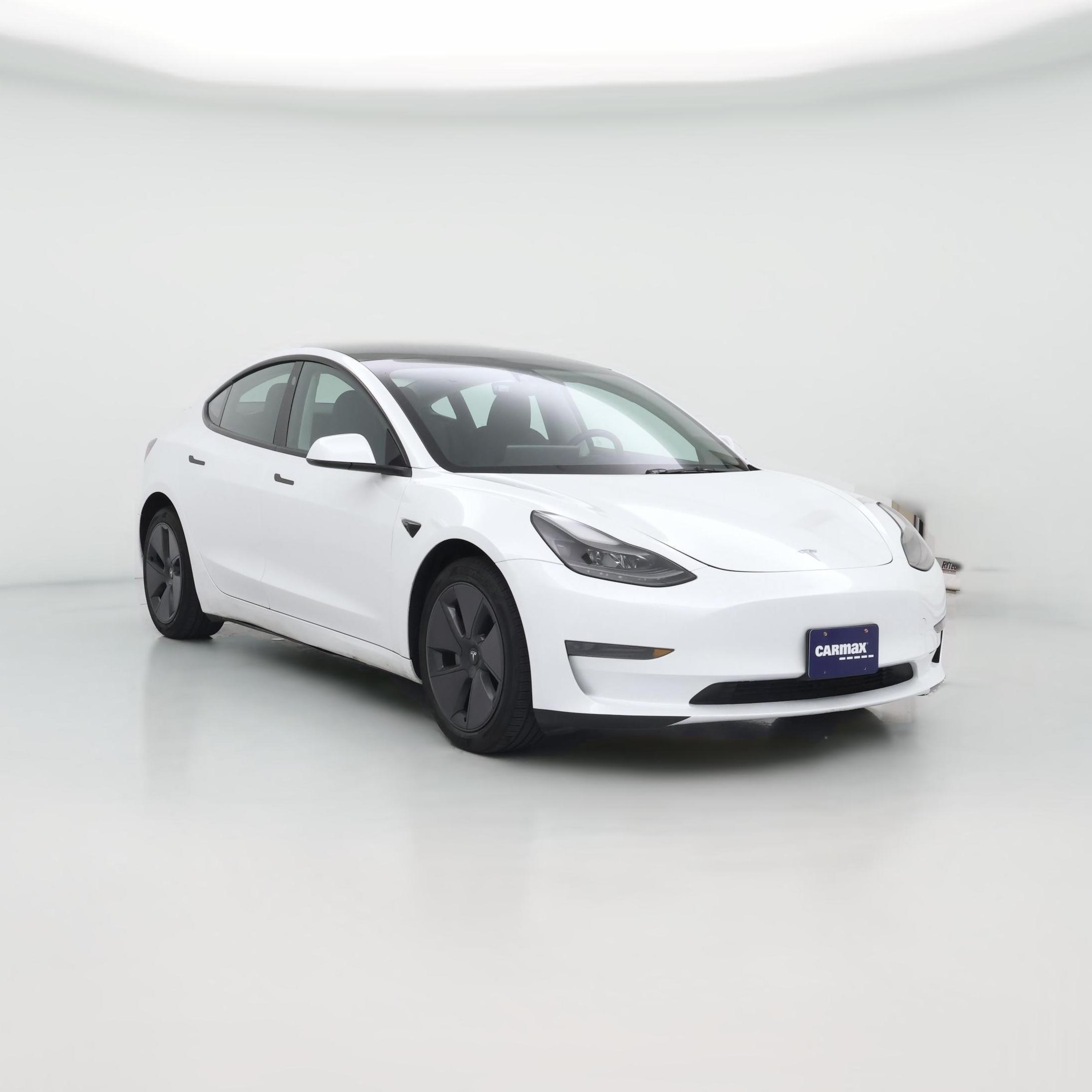 Thumbnail: 2023 Tesla Model 3 - 1