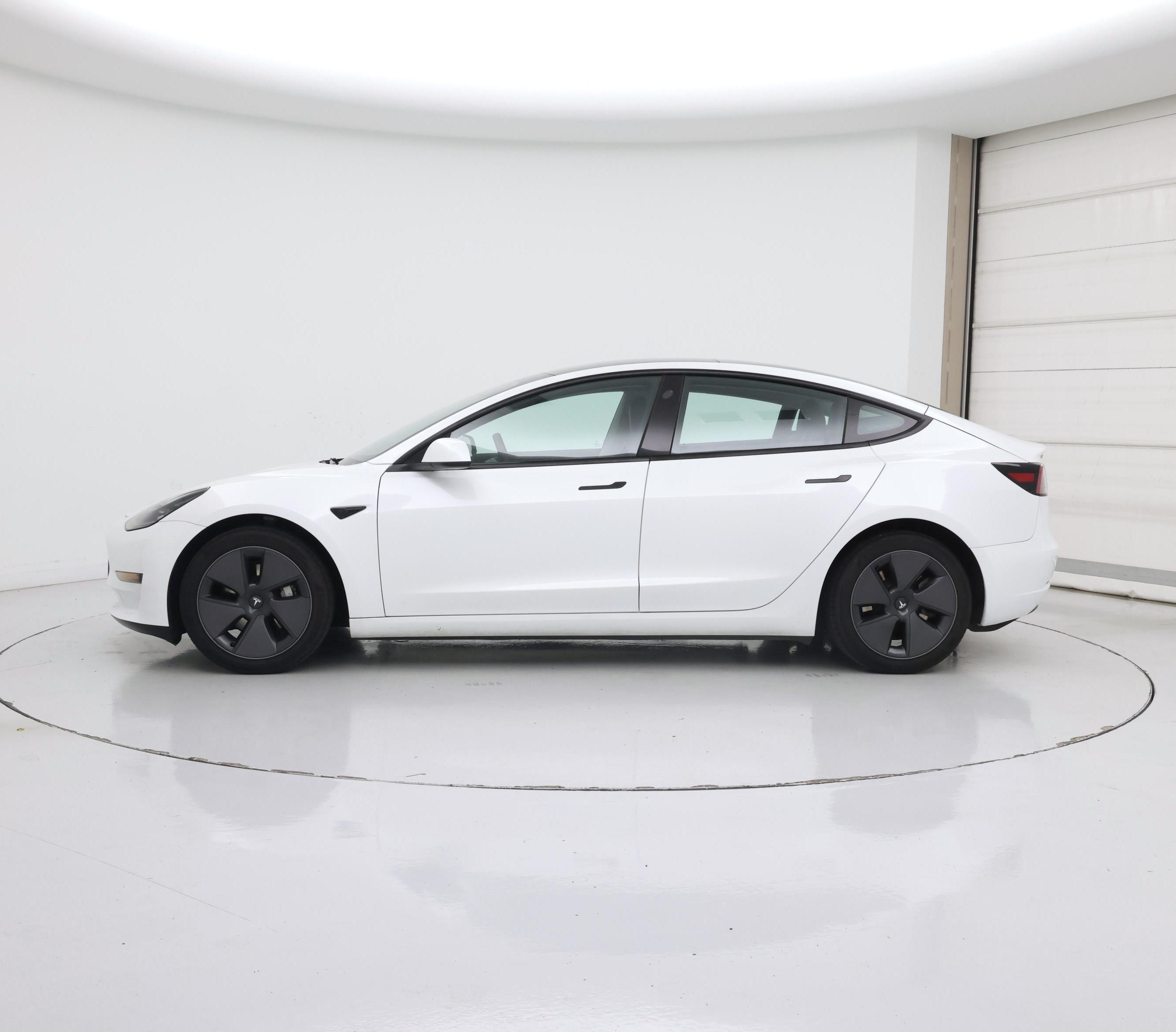 Thumbnail: 2023 Tesla Model 3 - 3