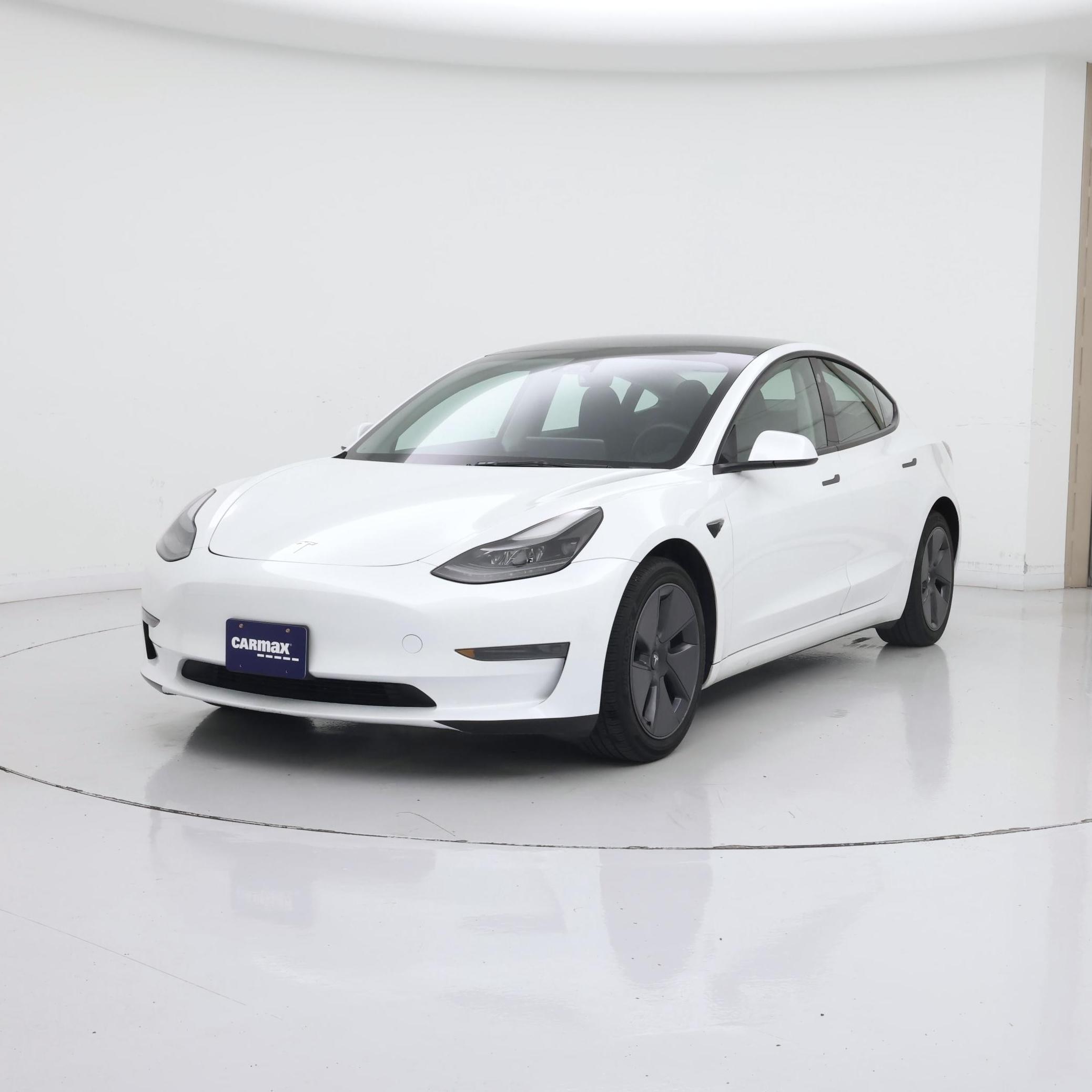 Thumbnail: 2023 Tesla Model 3 - 4