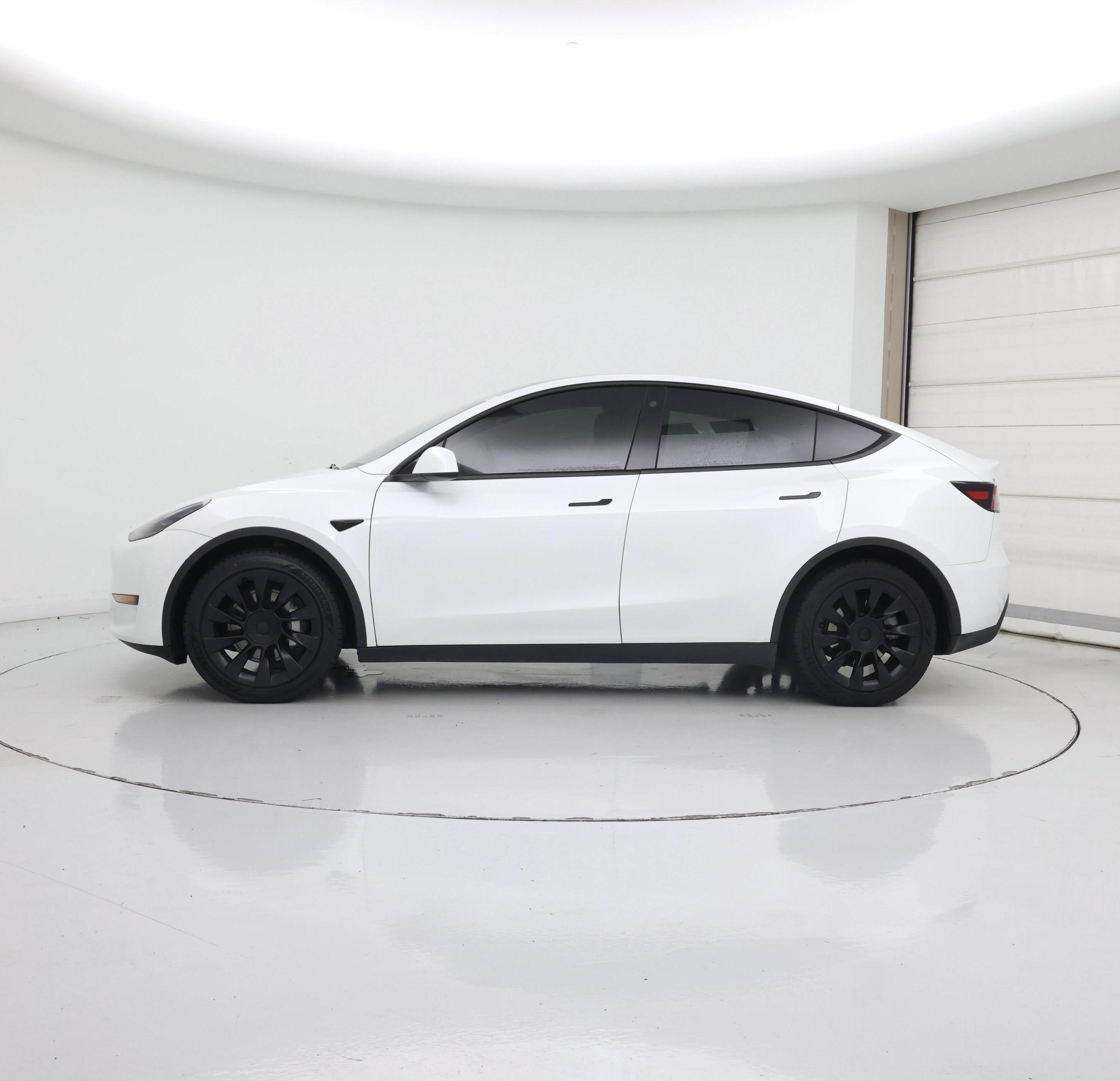 Thumbnail: 2023 Tesla Model Y - 3