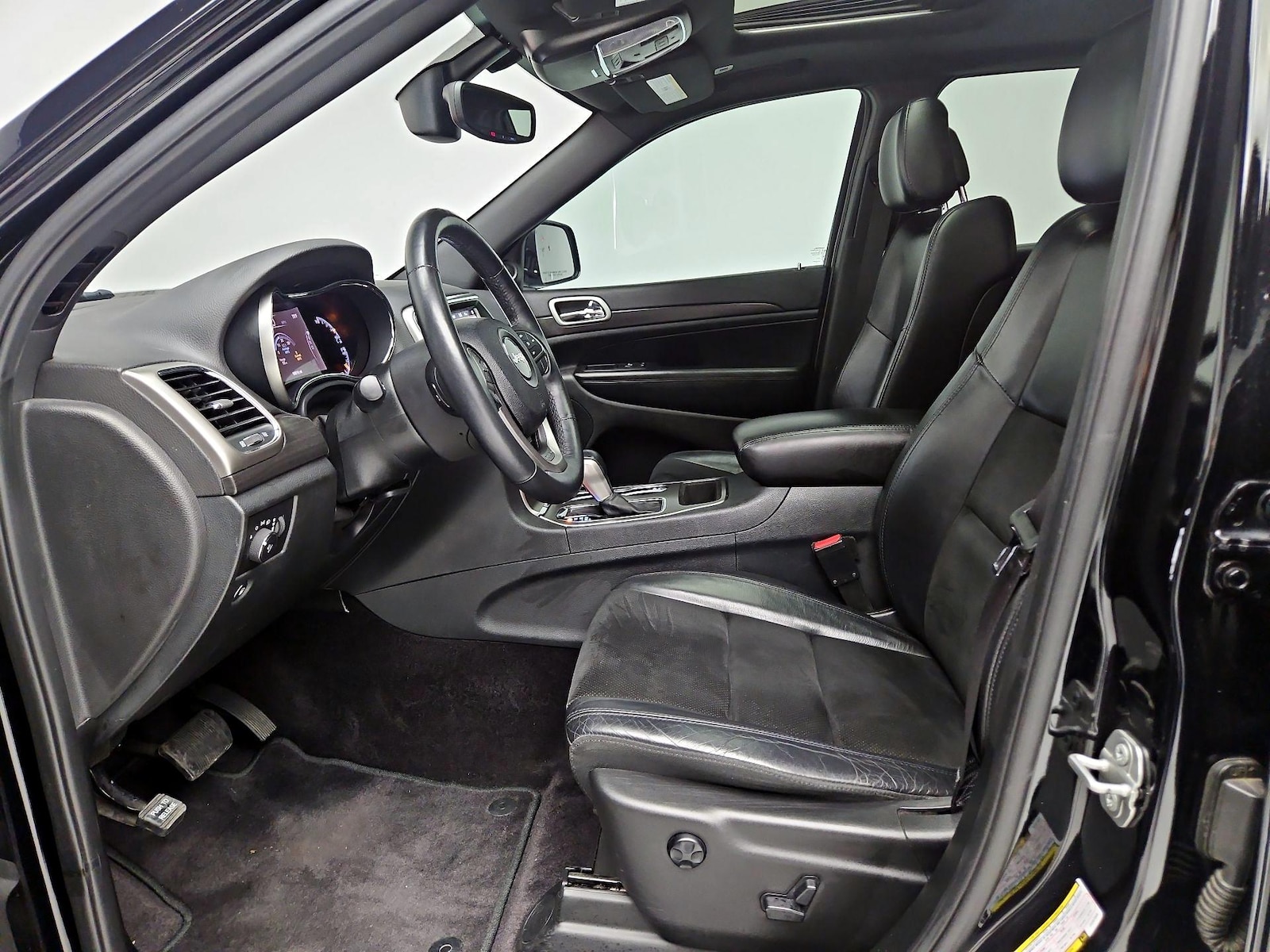 2018 Jeep Grand Cherokee Altitude - Photo 12