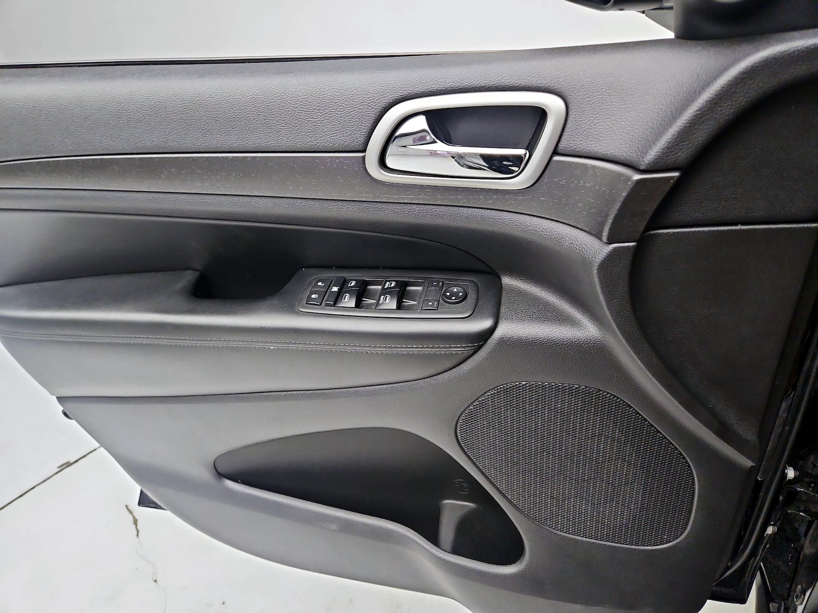 2018 Jeep Grand Cherokee Altitude - Photo 13