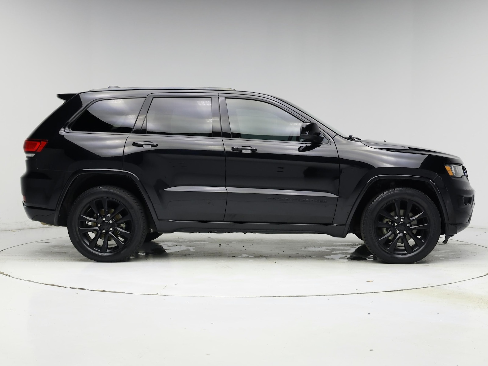 2018 Jeep Grand Cherokee Altitude - Photo 8