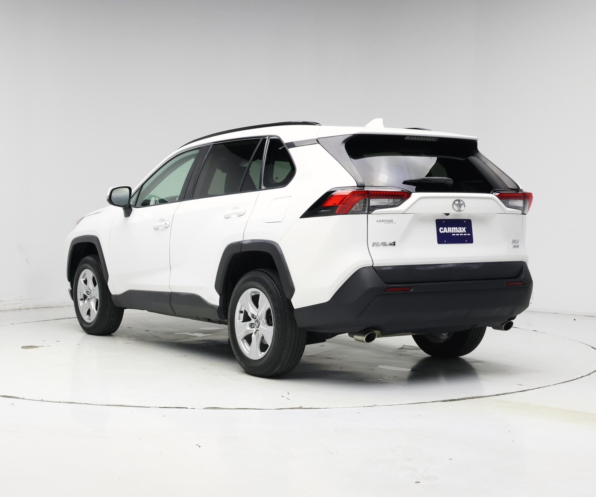 Thumbnail: 2020 Toyota RAV4 - 2
