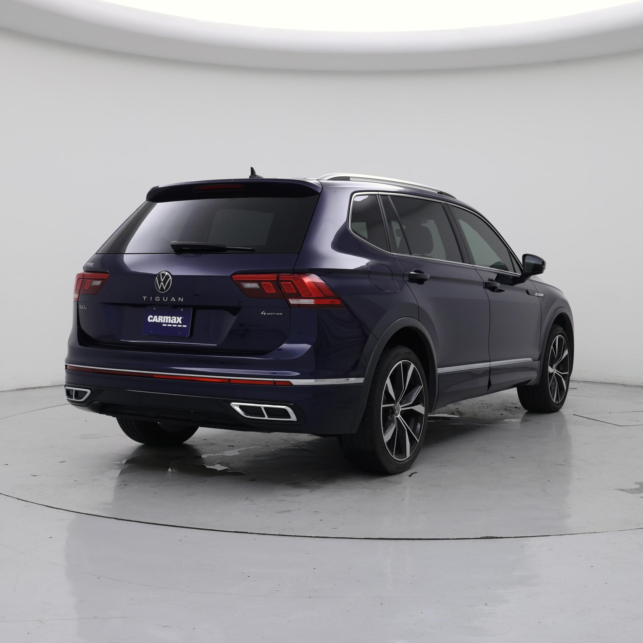 Thumbnail: 2022 Volkswagen Tiguan - 8
