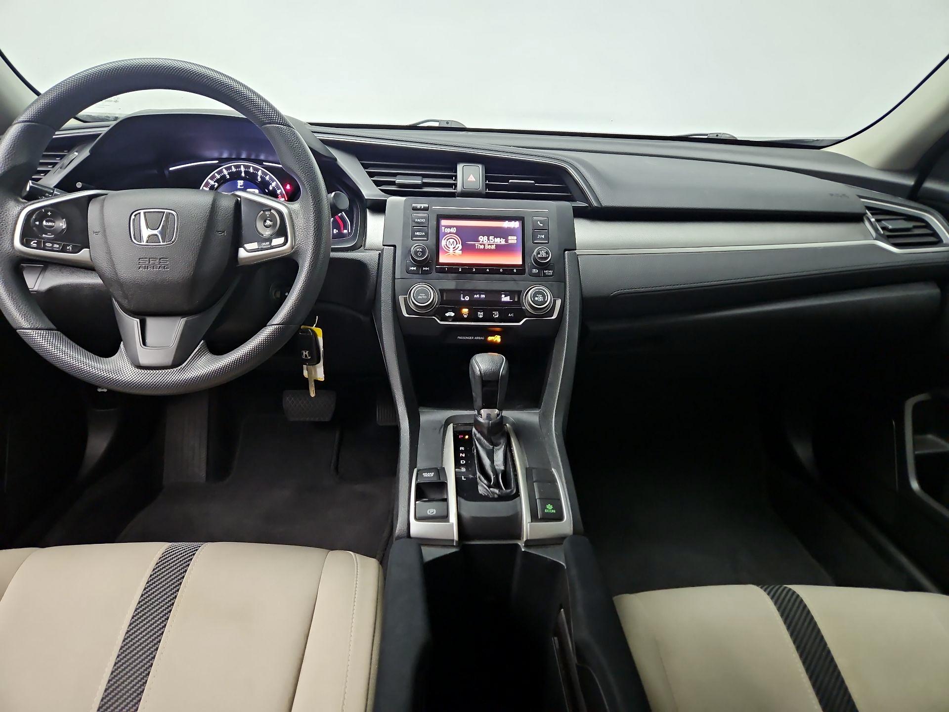 Thumbnail: 2017 Honda Civic - 9