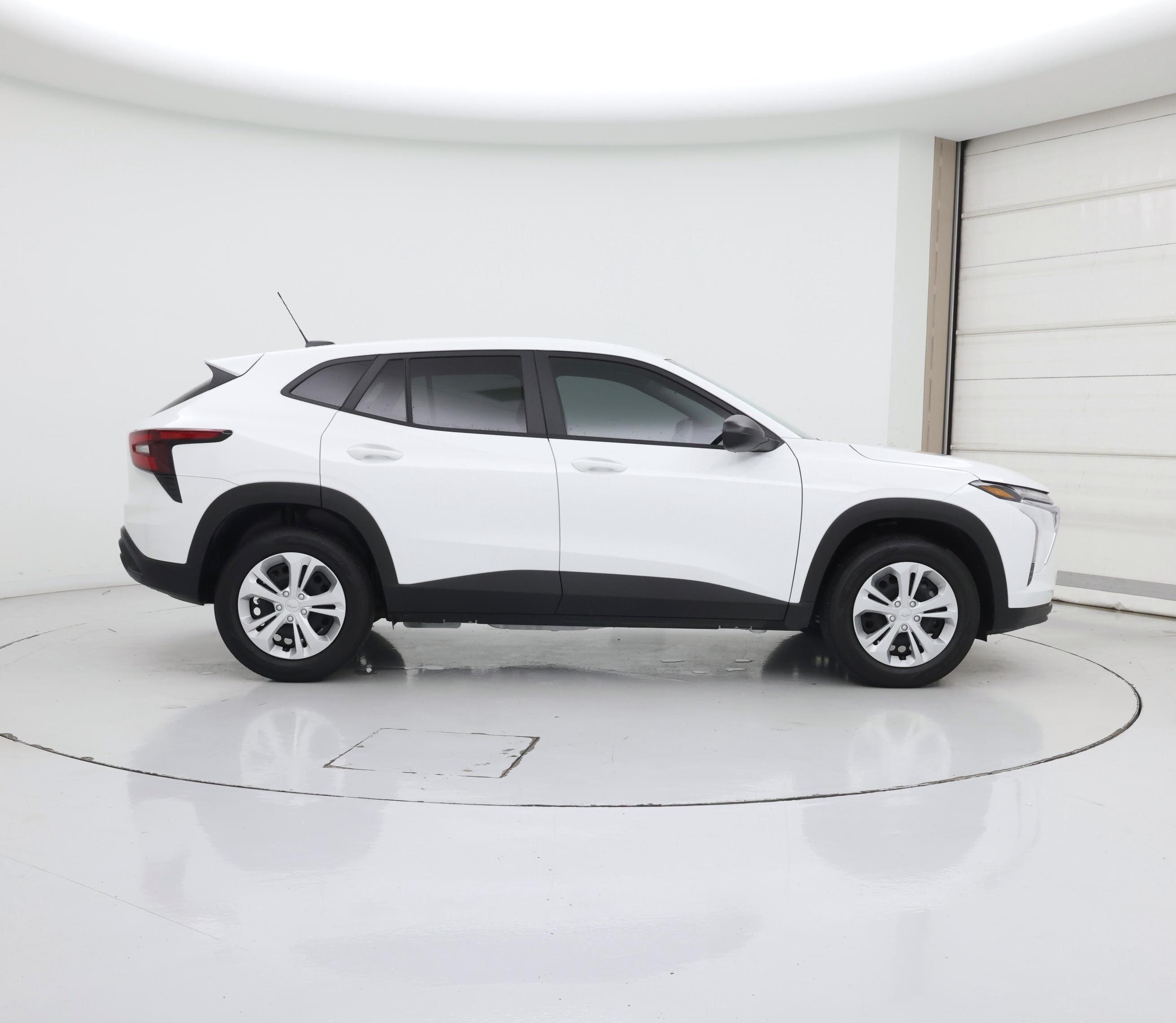 Thumbnail: 2026 Chevrolet Trax - 7