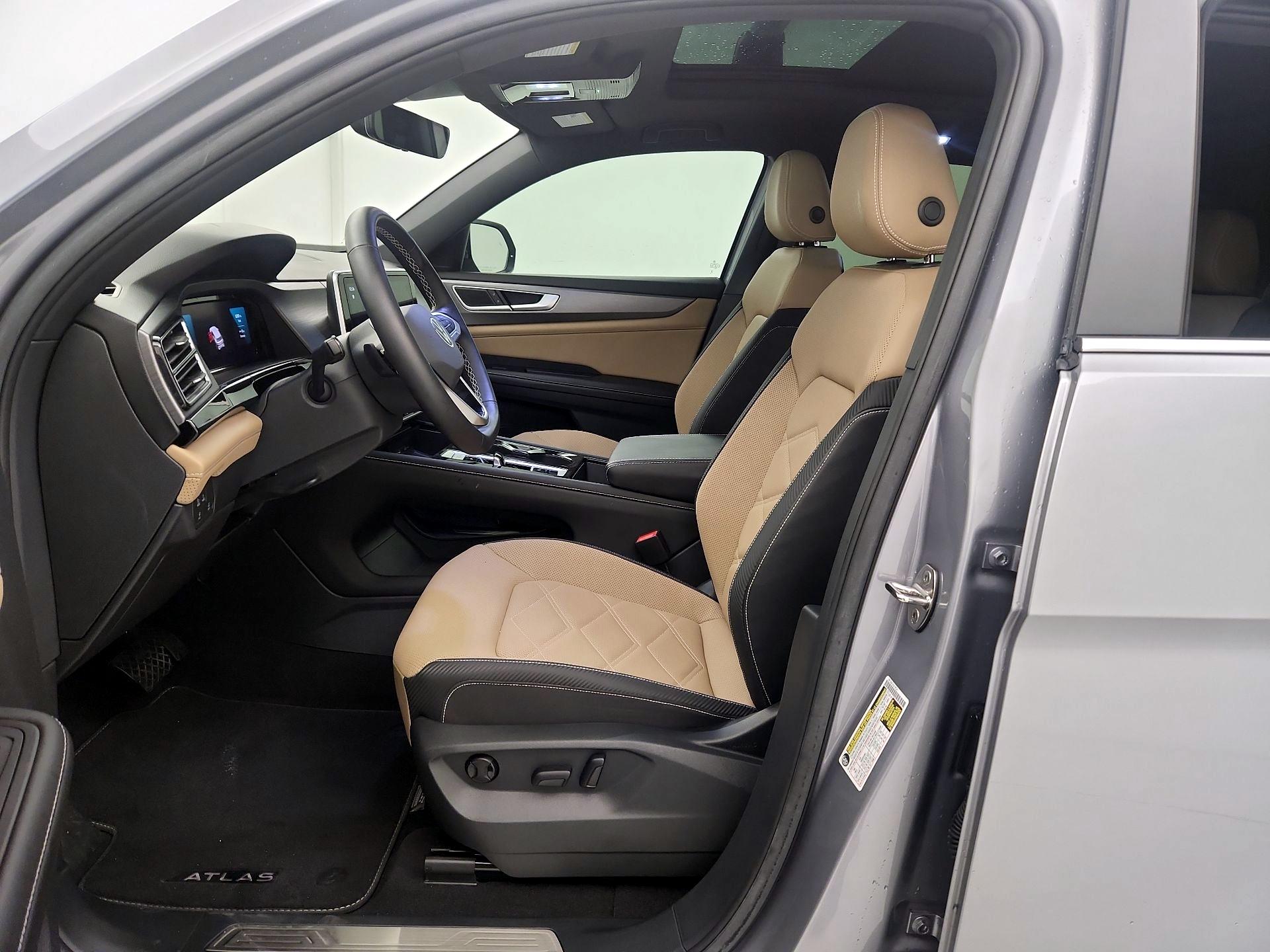Thumbnail: 2024 Volkswagen Atlas - 11