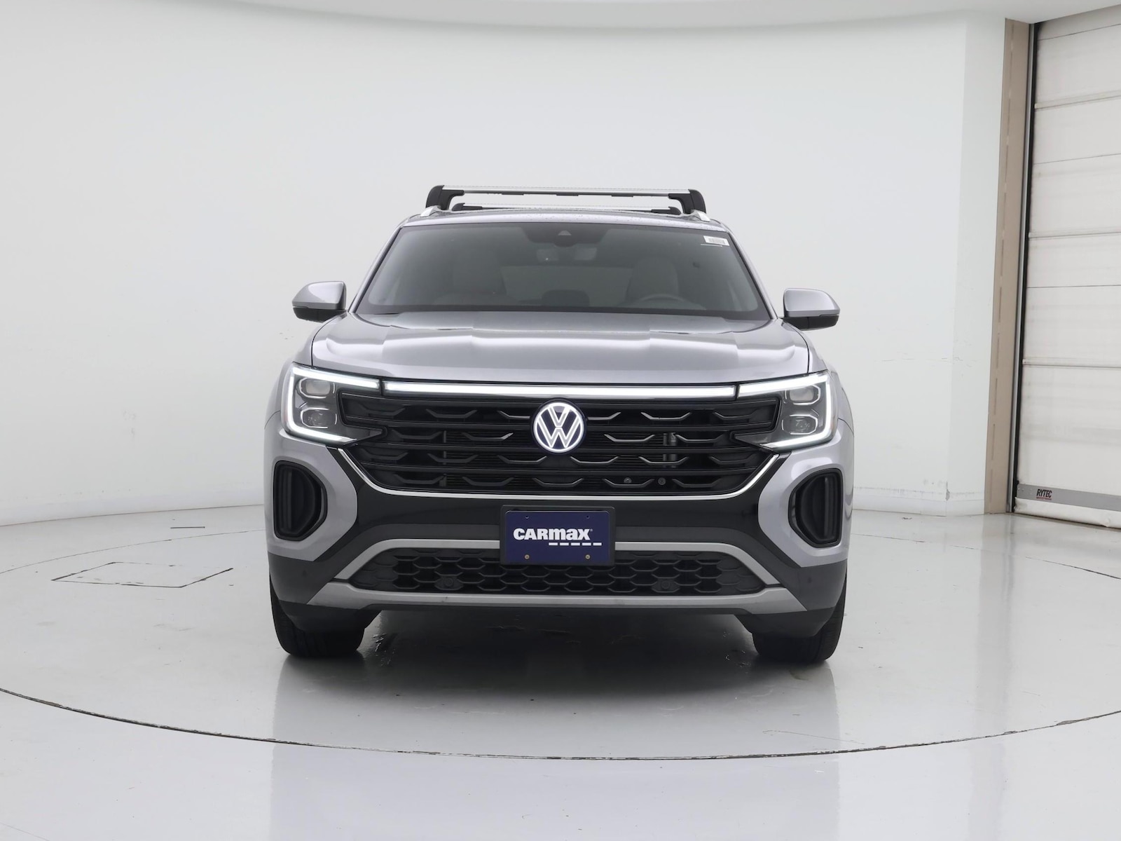 2024 Volkswagen Atlas Cross Sport SE w/Tech - Photo 6