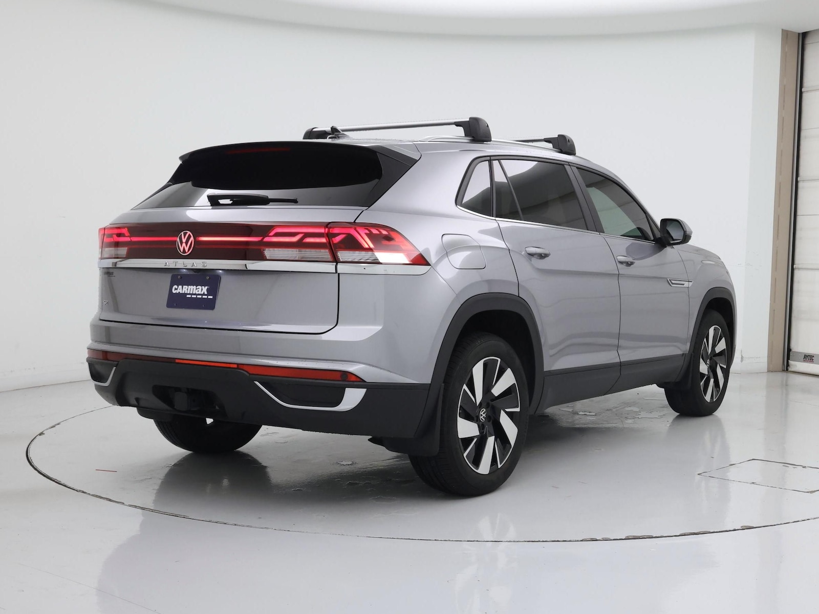 2024 Volkswagen Atlas Cross Sport SE w/Tech - Photo 9