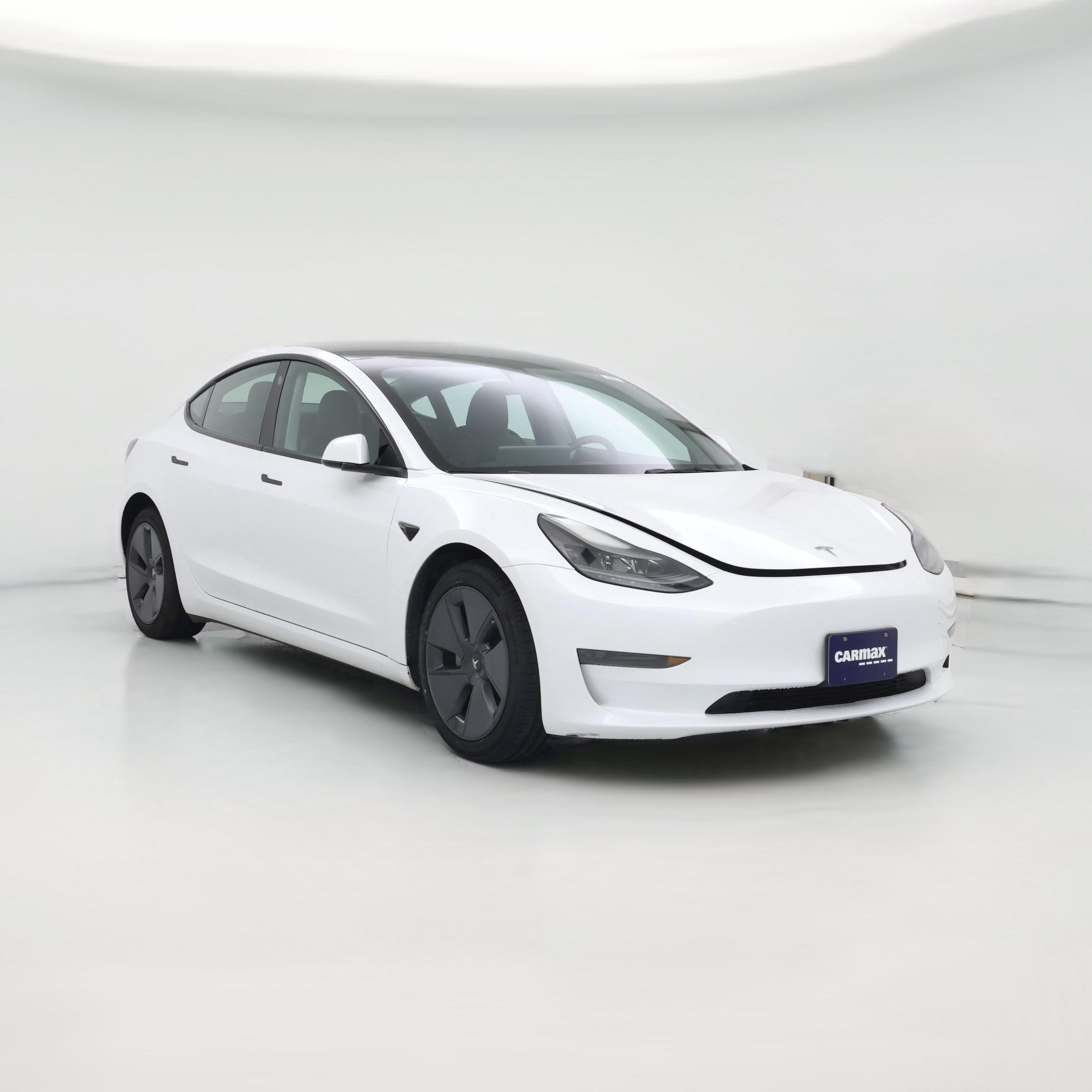 Thumbnail: 2023 Tesla Model 3 - 1