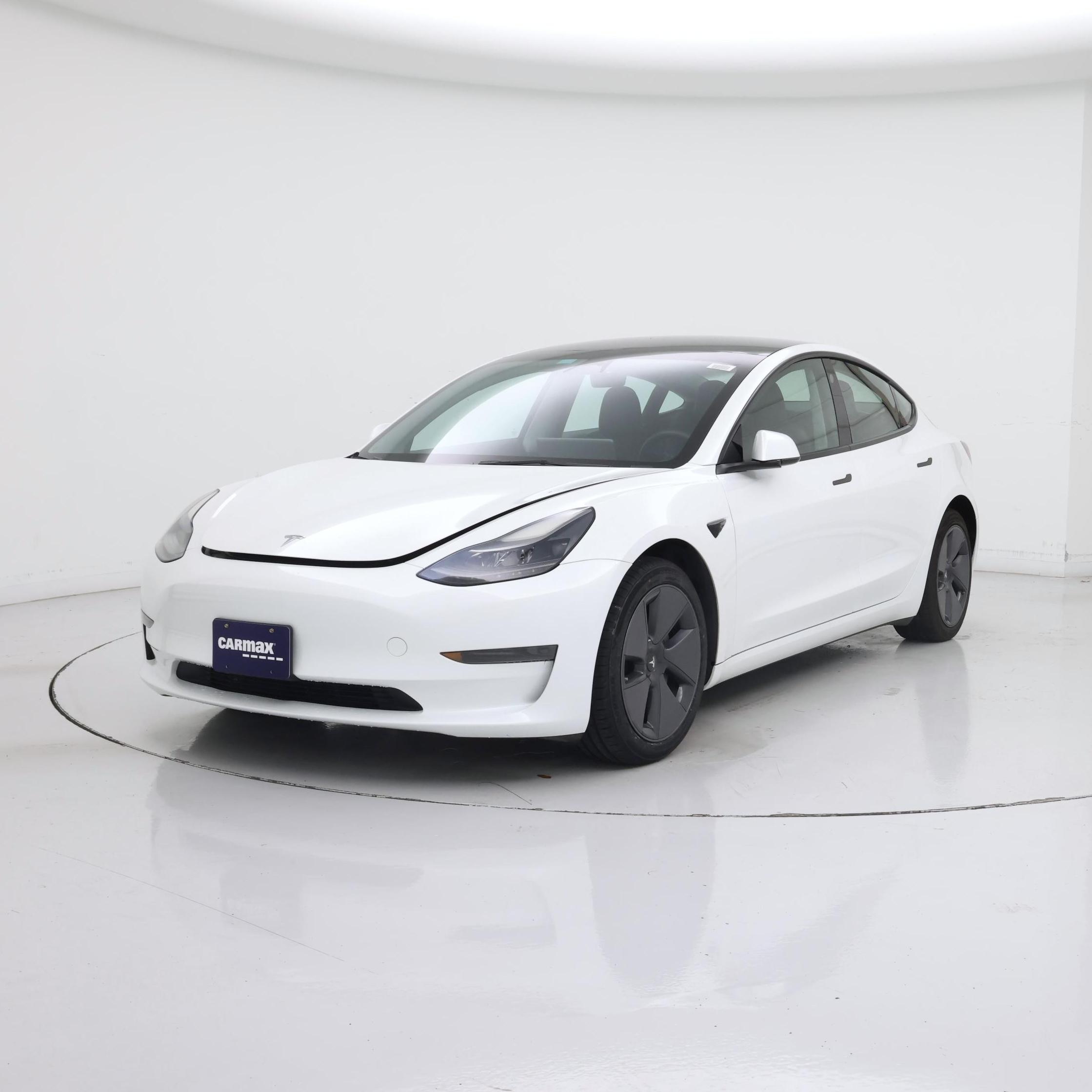Thumbnail: 2023 Tesla Model 3 - 4