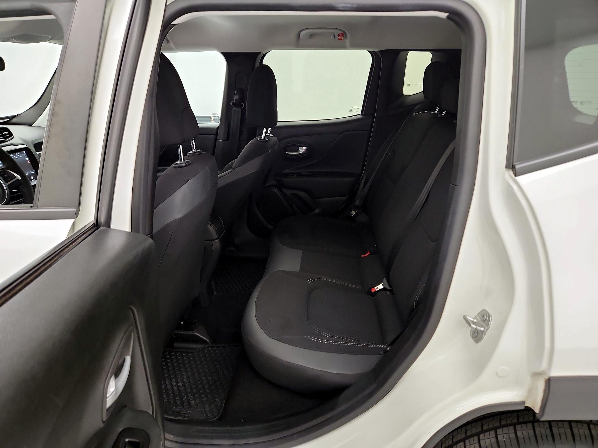 Thumbnail: 2023 Jeep Renegade - 20