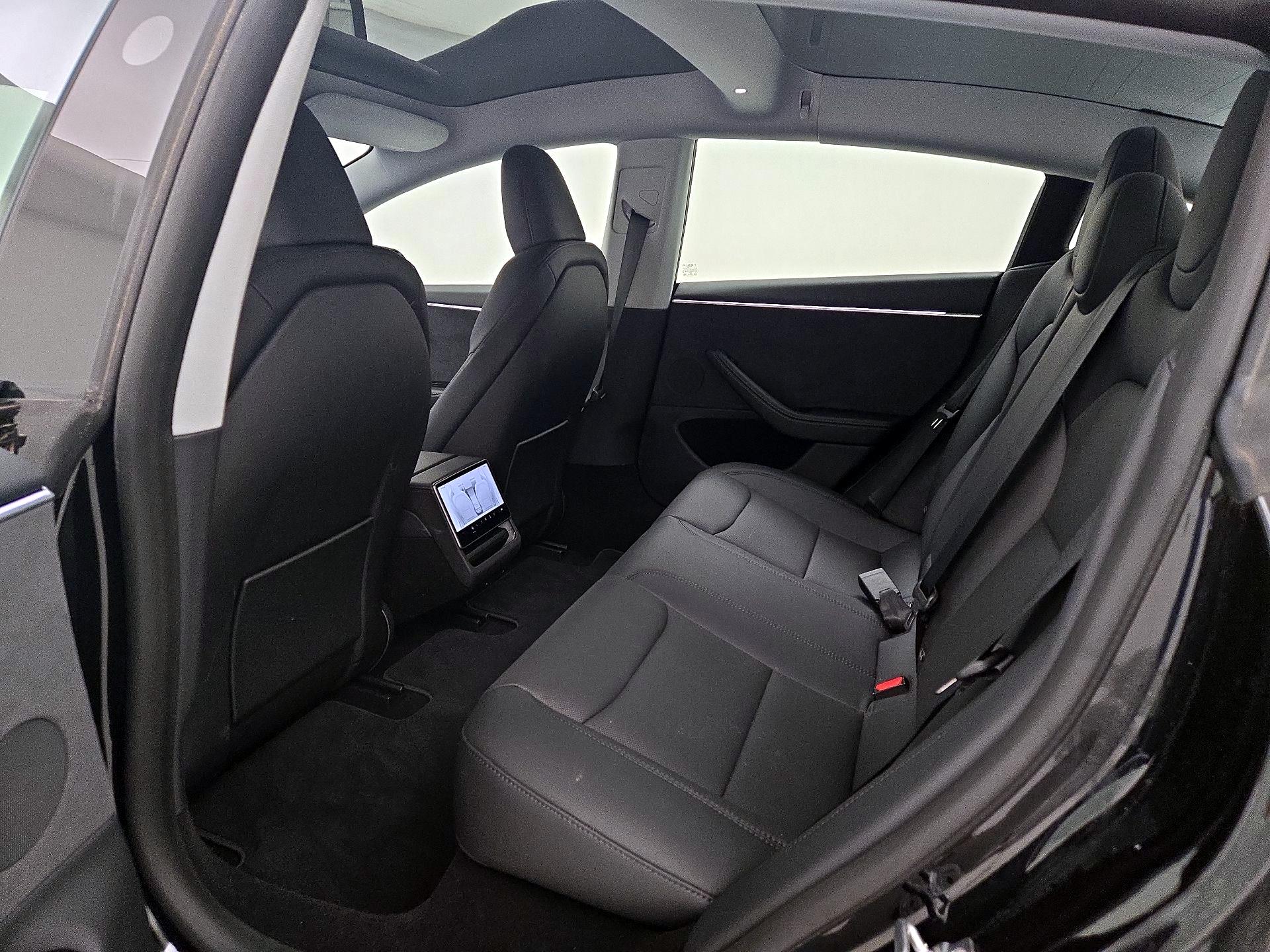 Thumbnail: 2025 Tesla Model 3 - 20