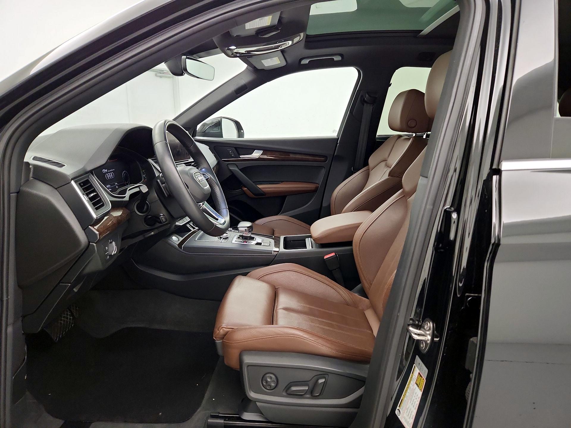 Thumbnail: 2019 Audi Q5 - 11