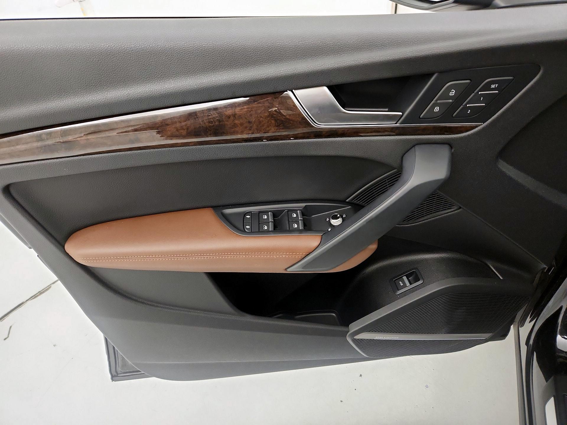 Thumbnail: 2019 Audi Q5 - 12