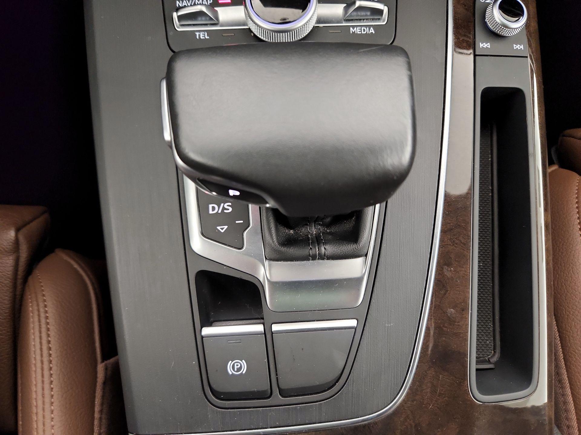 Thumbnail: 2019 Audi Q5 - 18