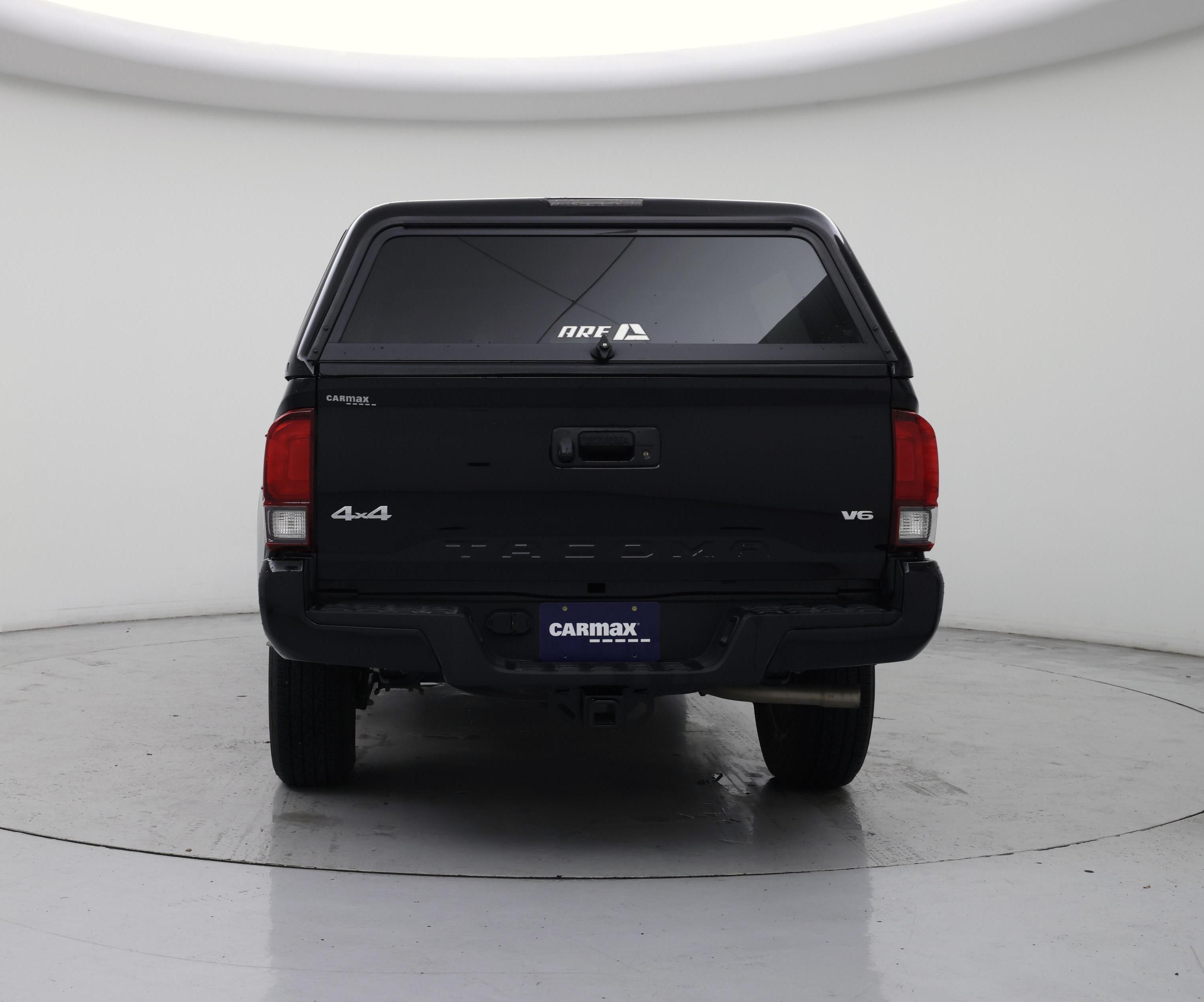 Thumbnail: 2023 Toyota Tacoma - 6