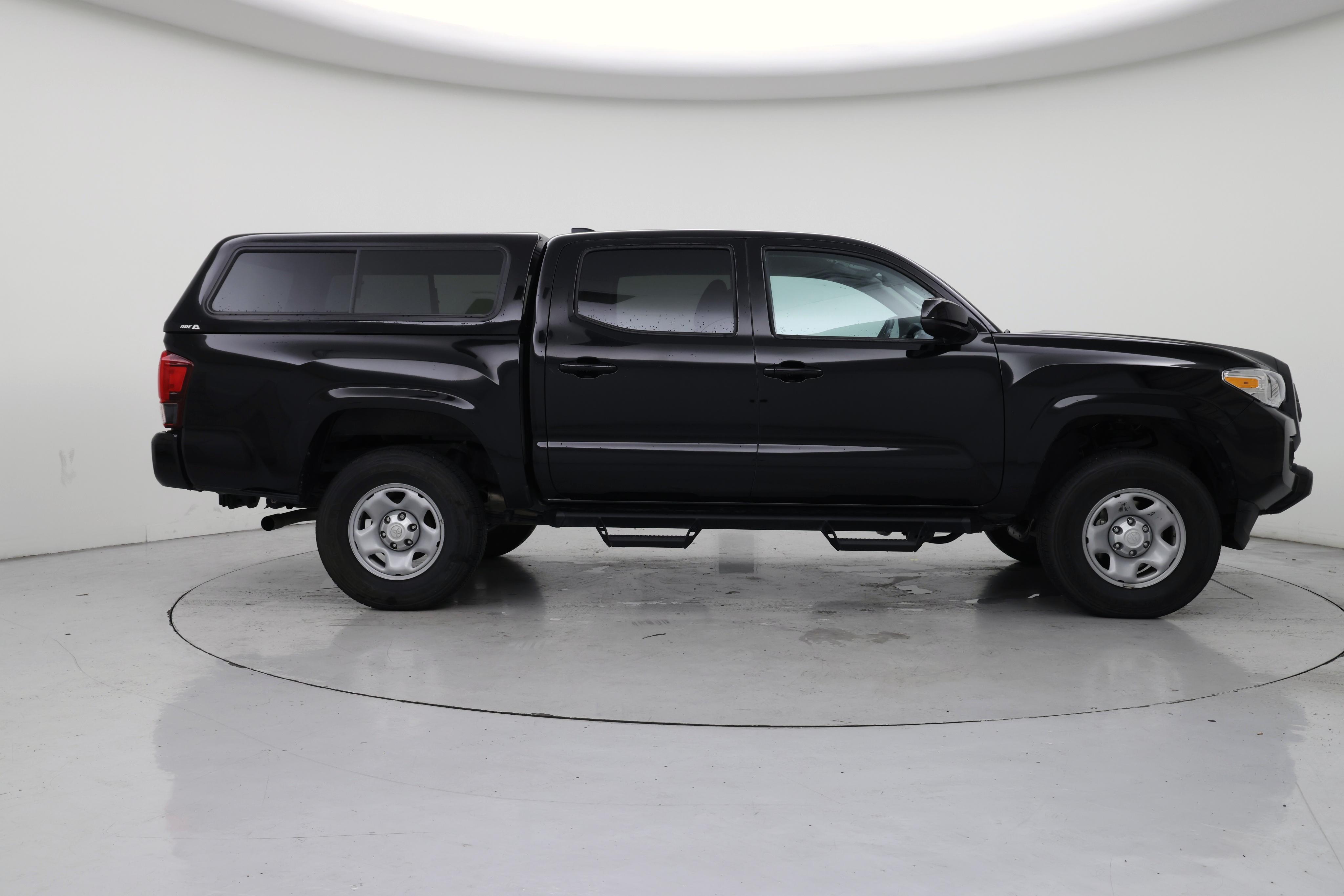 Thumbnail: 2023 Toyota Tacoma - 7