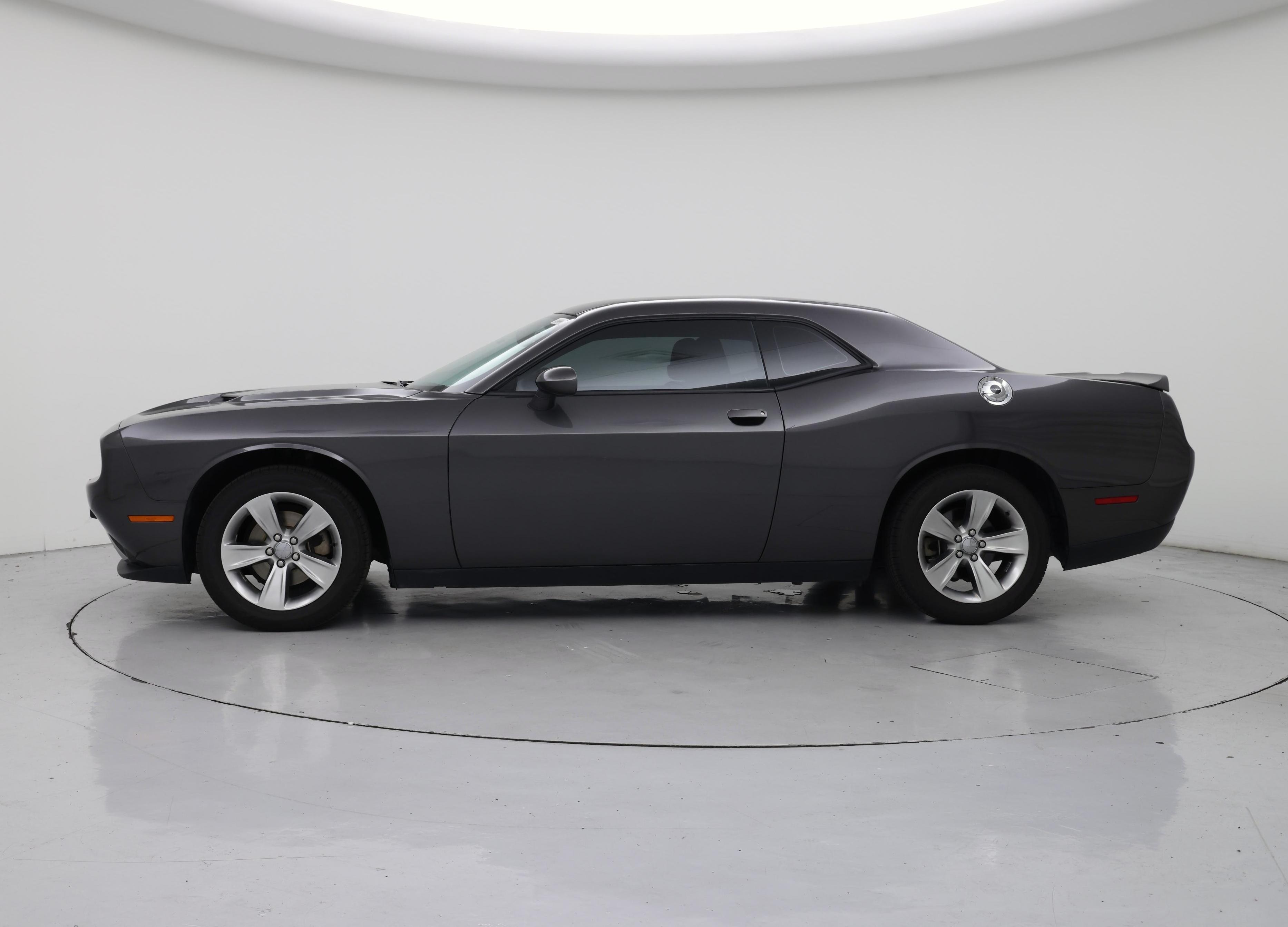 Thumbnail: 2021 Dodge Challenger - 3