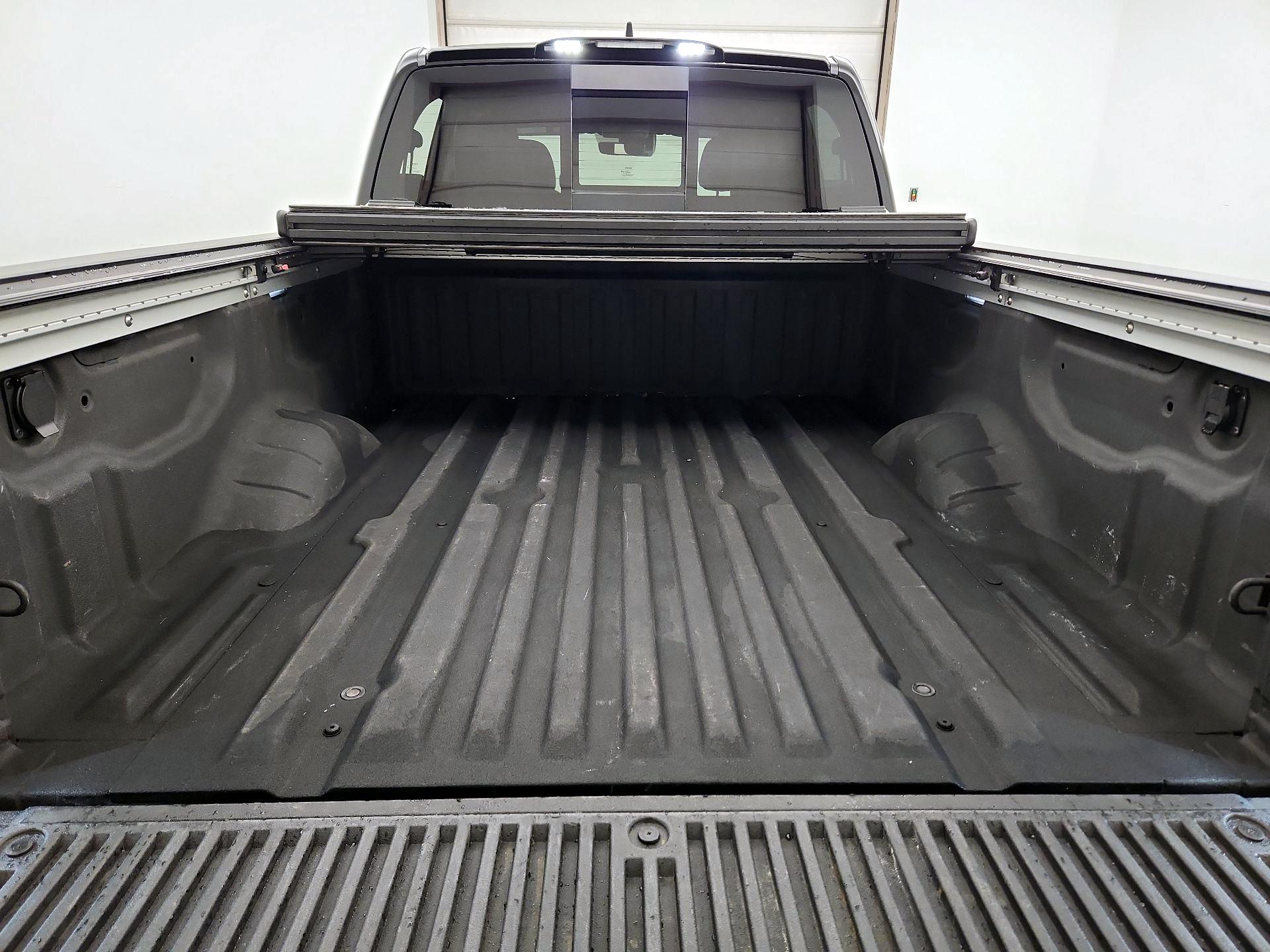 Thumbnail: 2024 Nissan Titan - 20