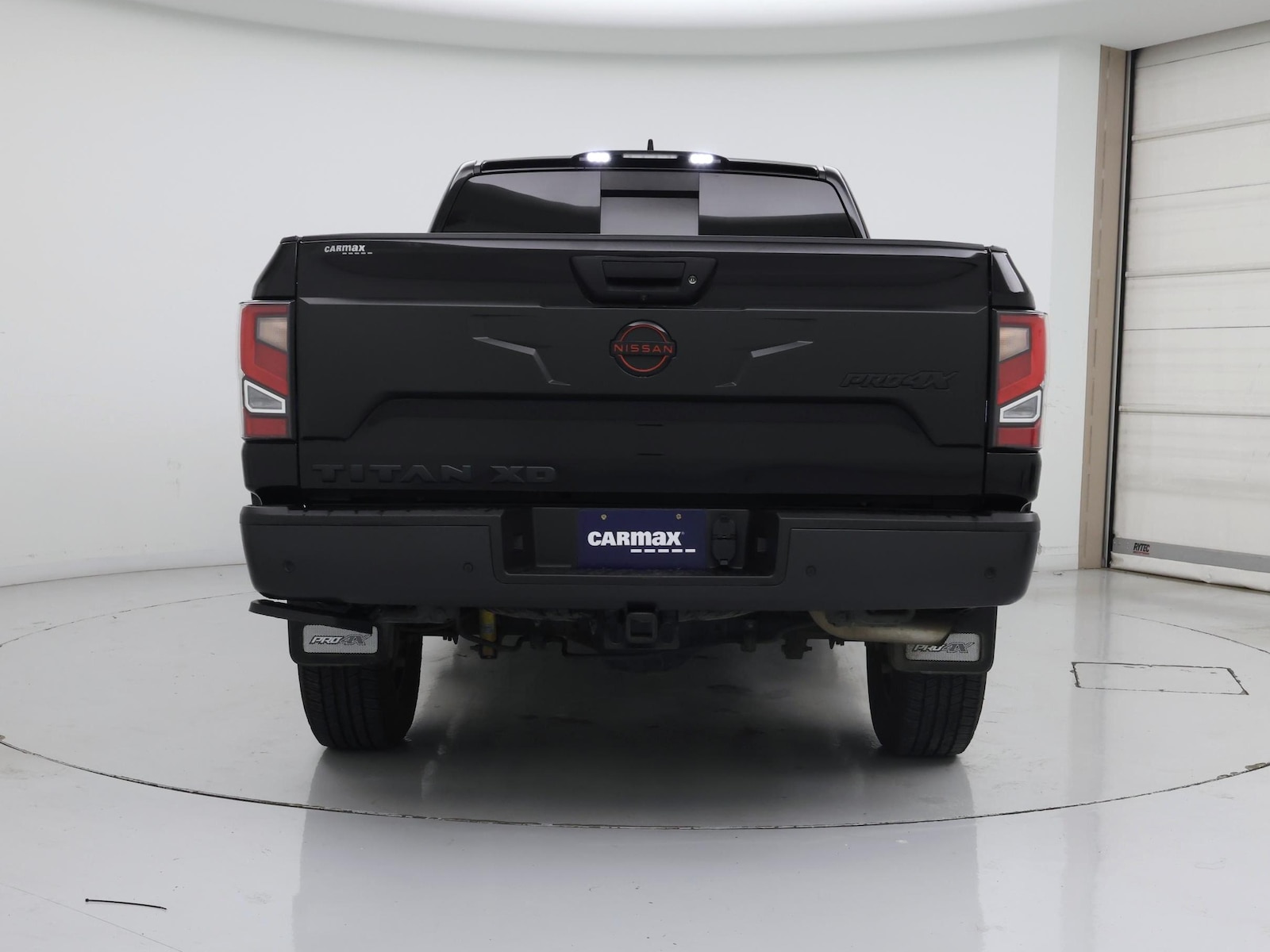 2024 Nissan Titan XD Pro-4X - Photo 7