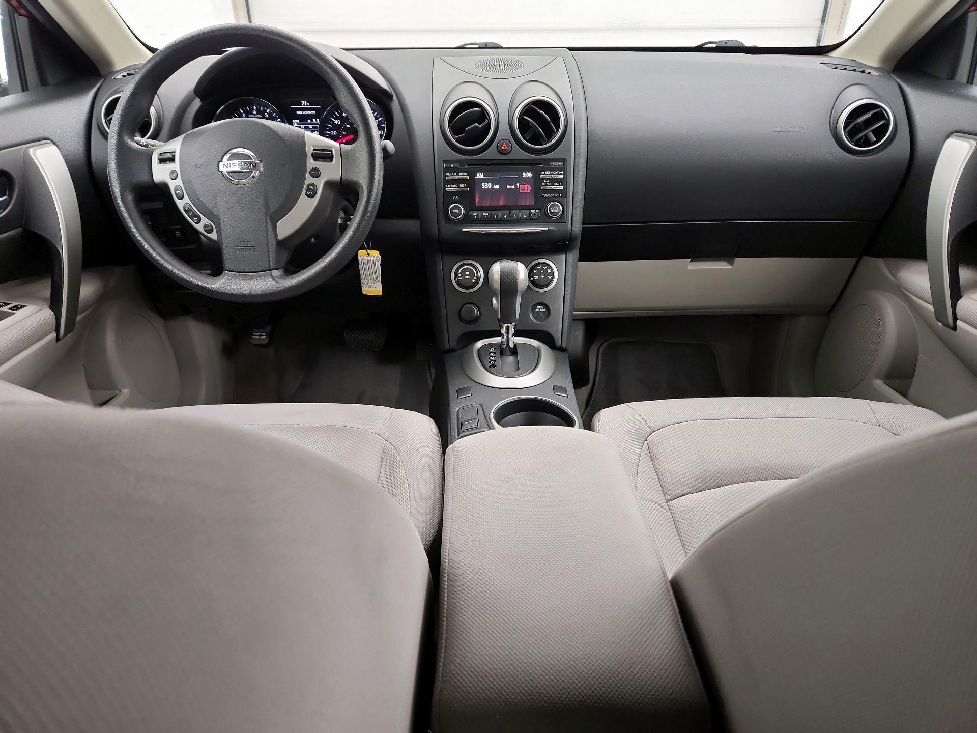 Thumbnail: 2015 Nissan Rogue - 9