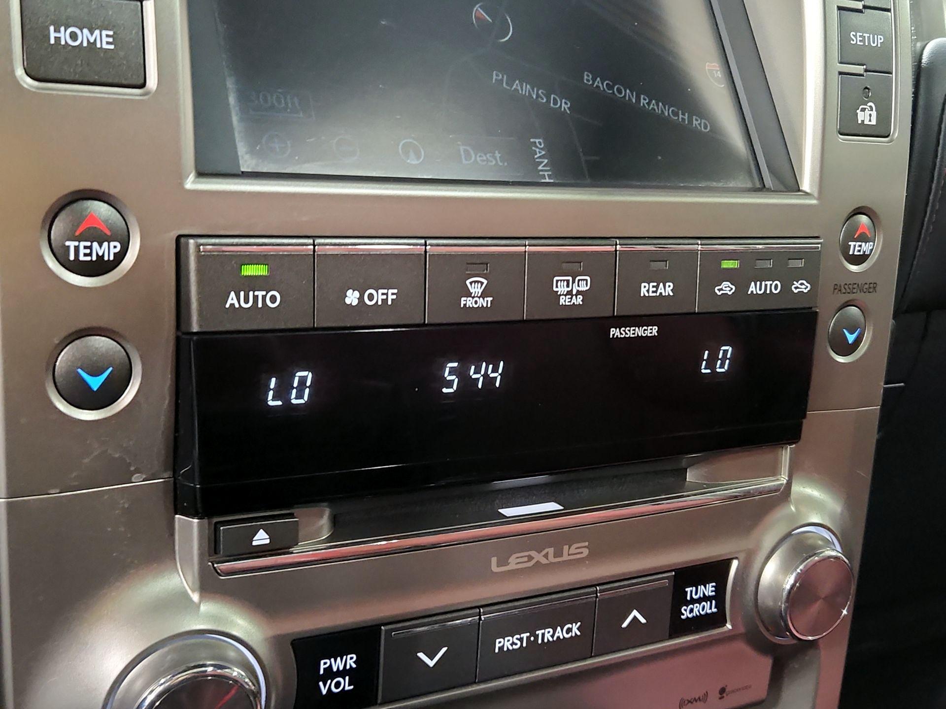 Thumbnail: 2021 Lexus GX - 17
