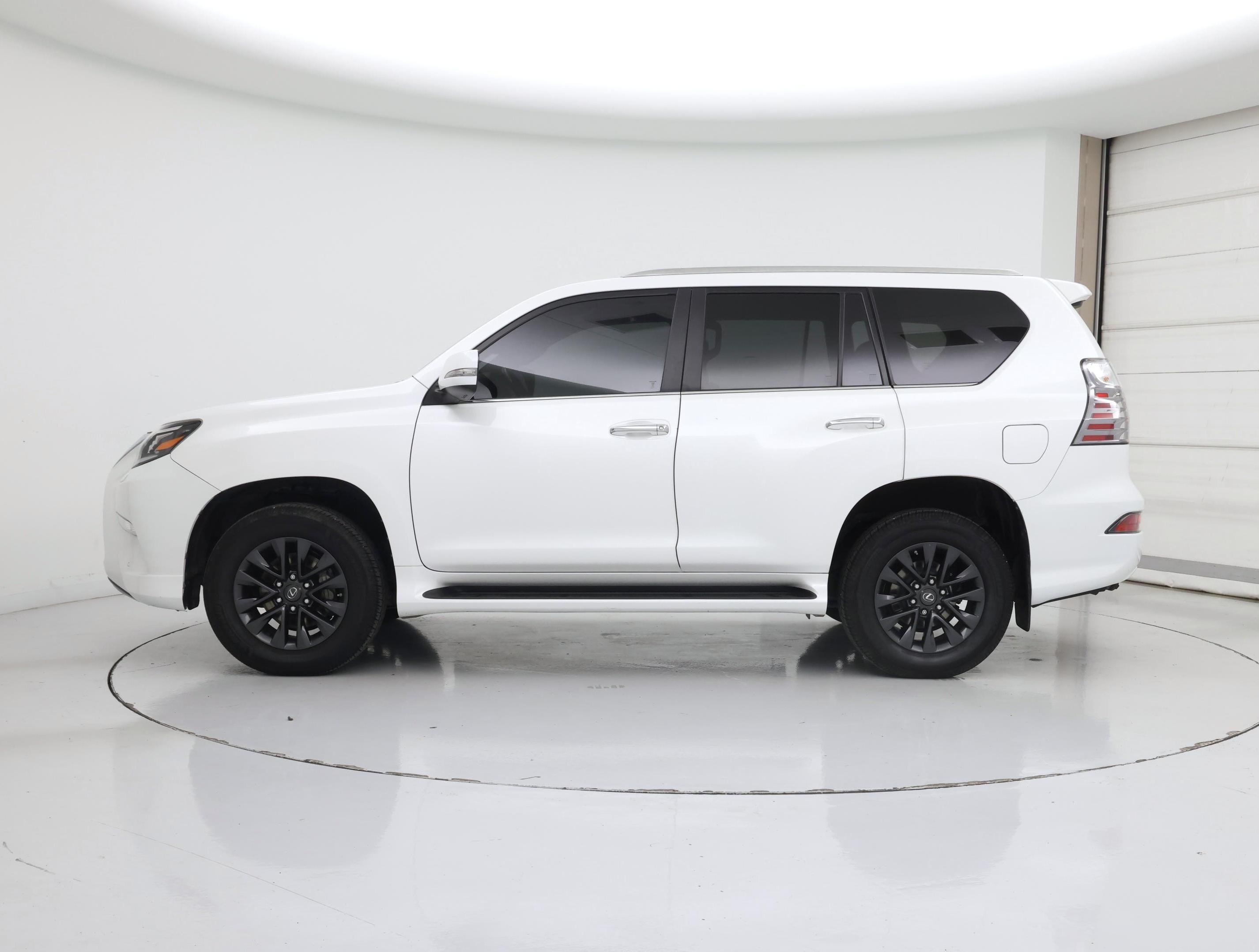 Thumbnail: 2021 Lexus GX - 3