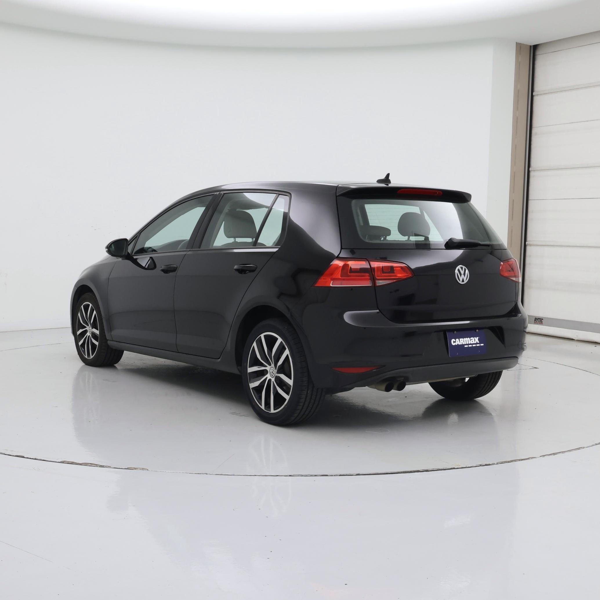 Thumbnail: 2016 Volkswagen Golf - 2