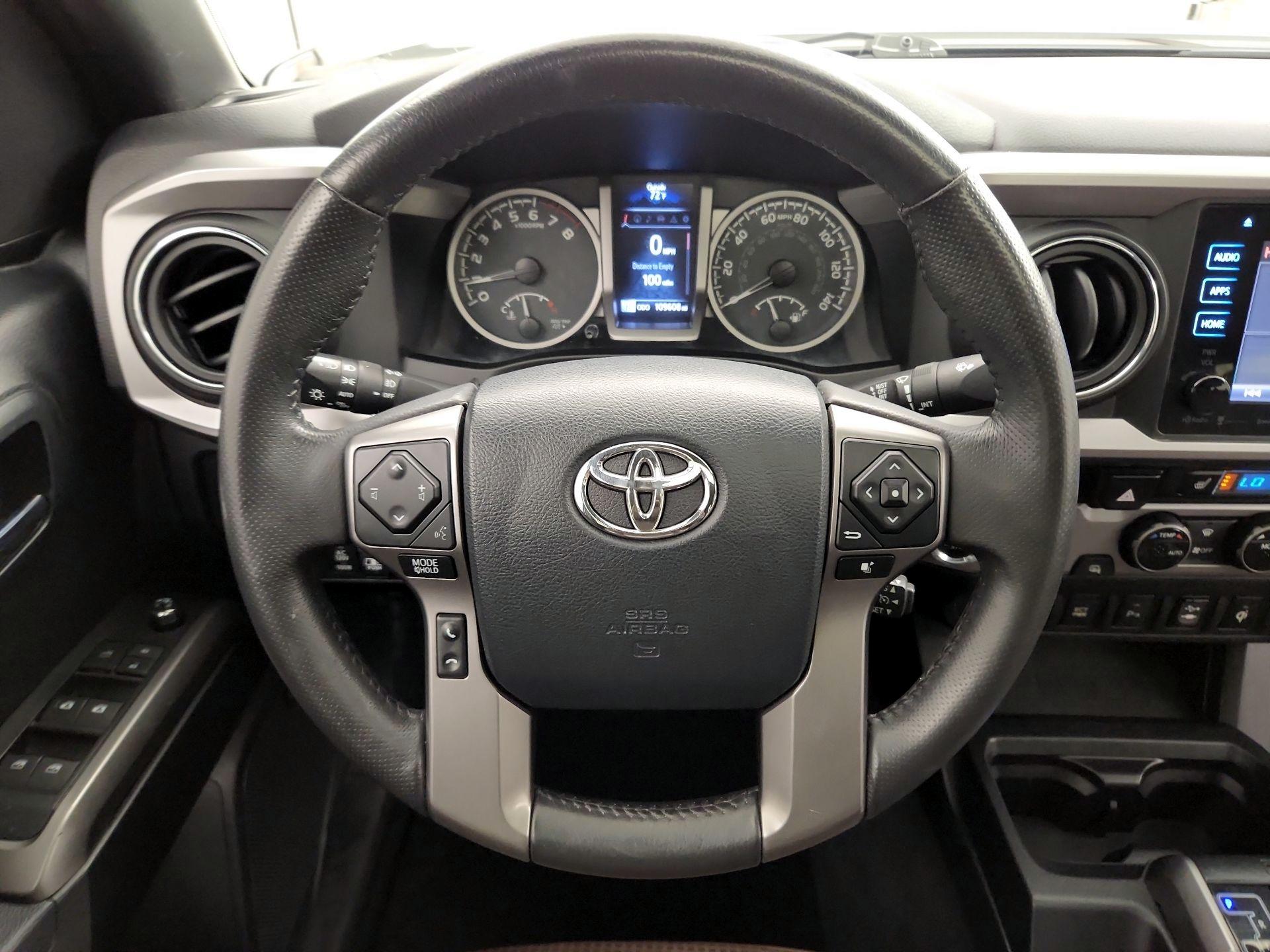 Thumbnail: 2017 Toyota Tacoma - 10