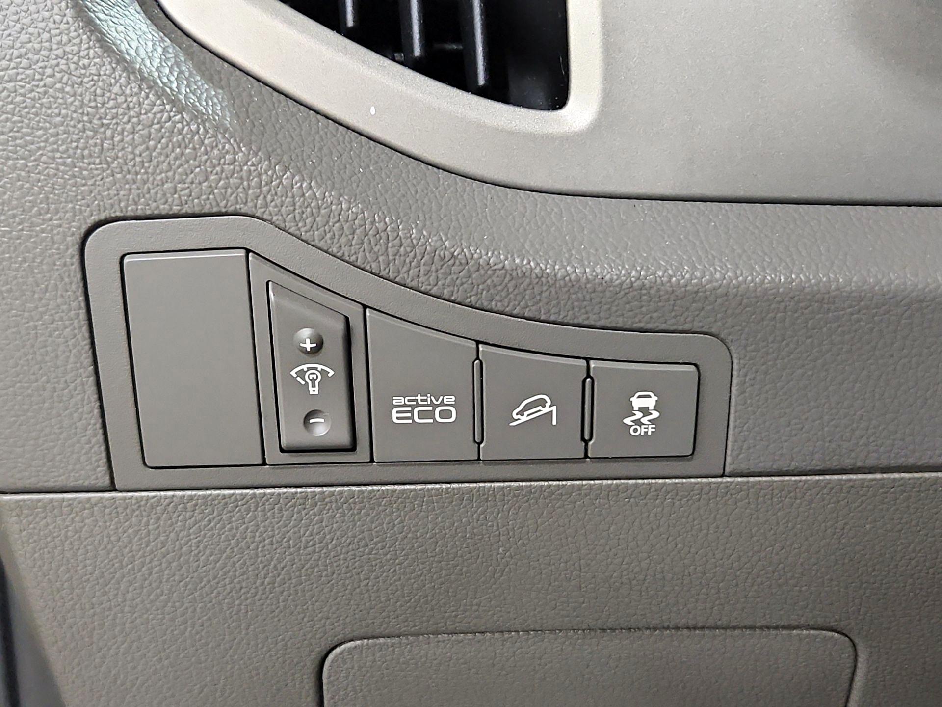 Thumbnail: 2014 Kia Sportage - 13