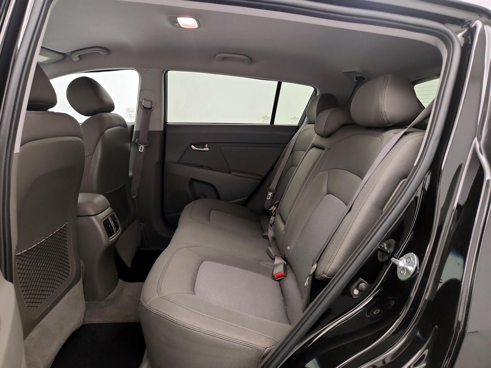 Thumbnail: 2014 Kia Sportage - 18