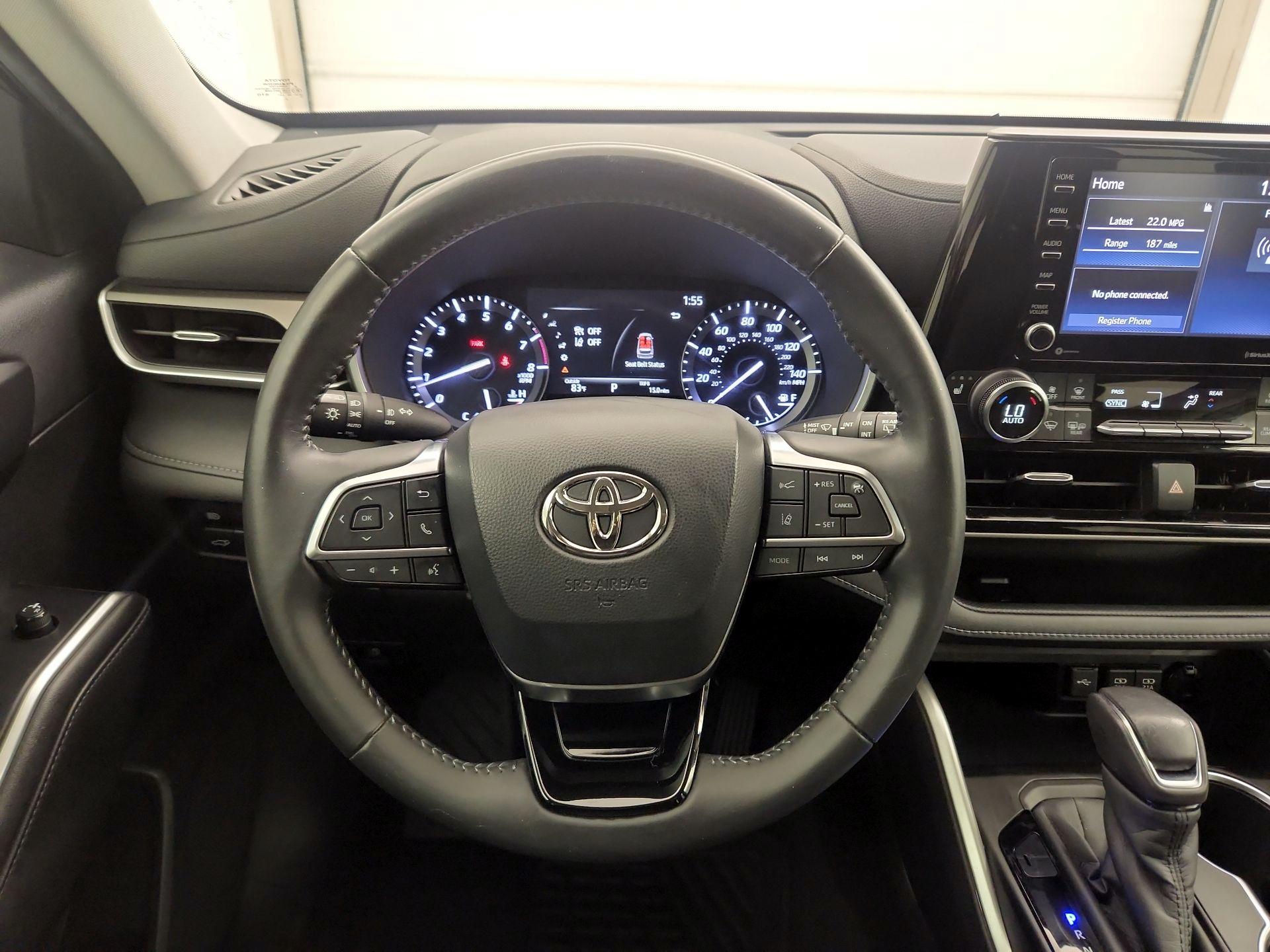 Thumbnail: 2020 Toyota Highlander - 10