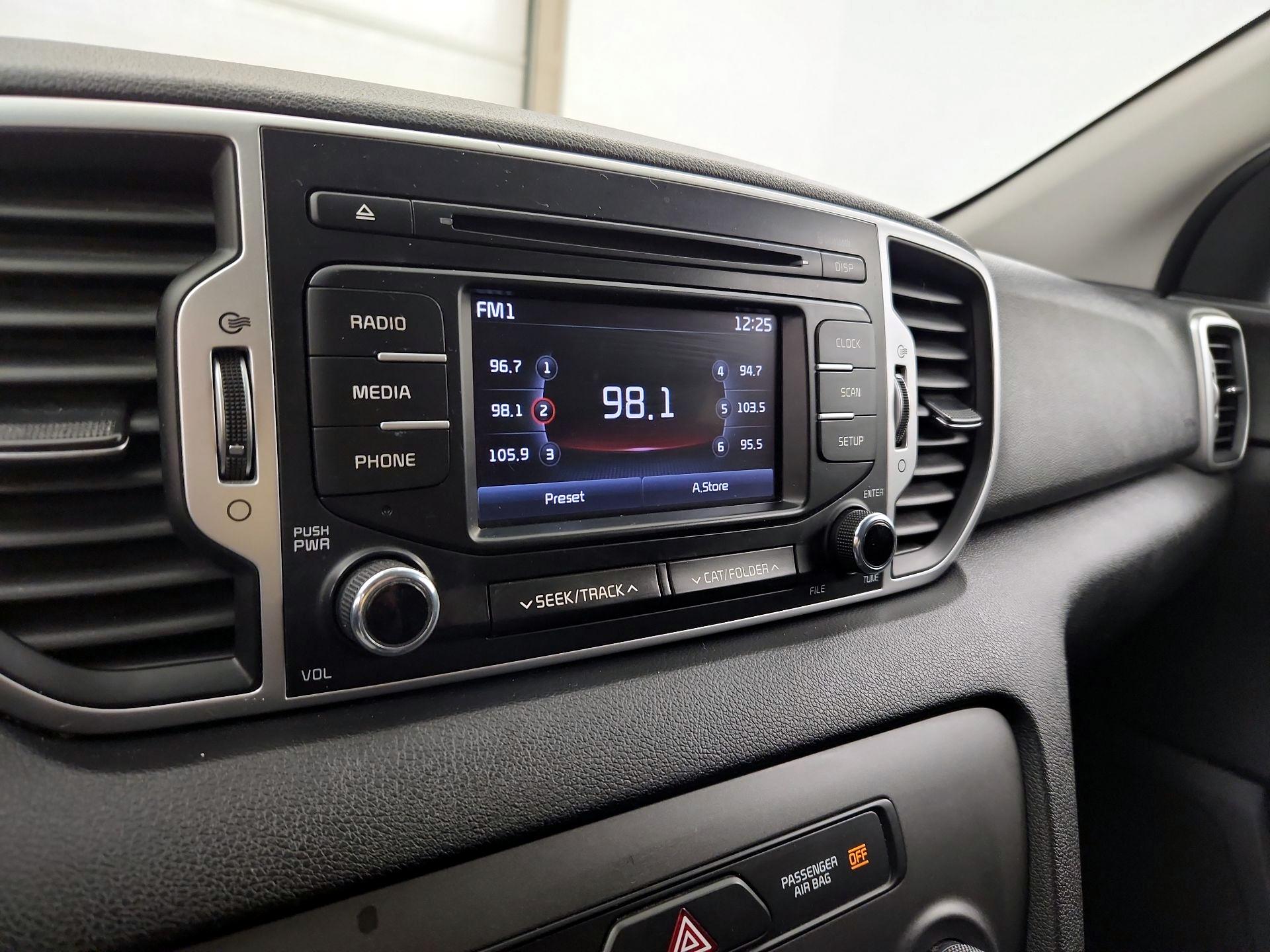 Thumbnail: 2019 Kia Sportage - 15
